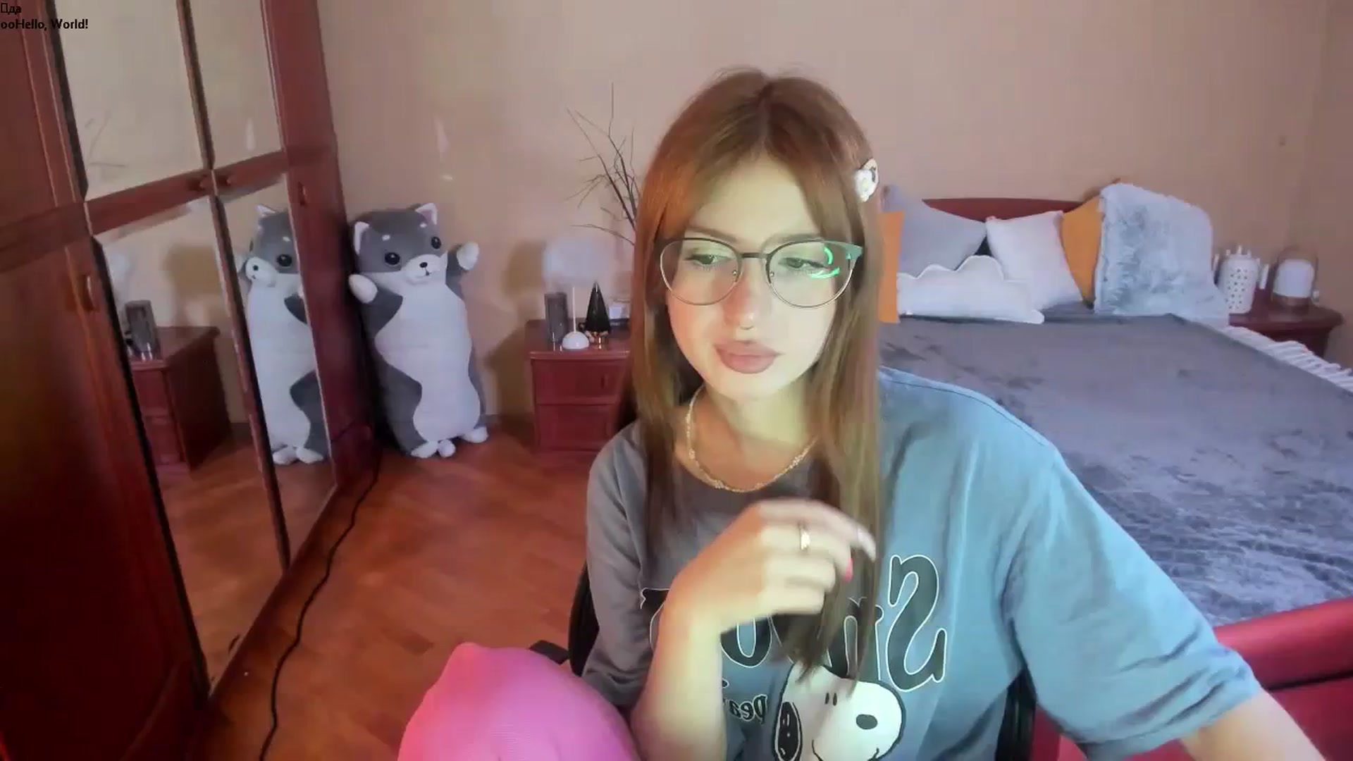 Gallery image thumbnail from BellaaaJones's myfreecams stream on, 04/08/2024, 08:54 image 1 of 20