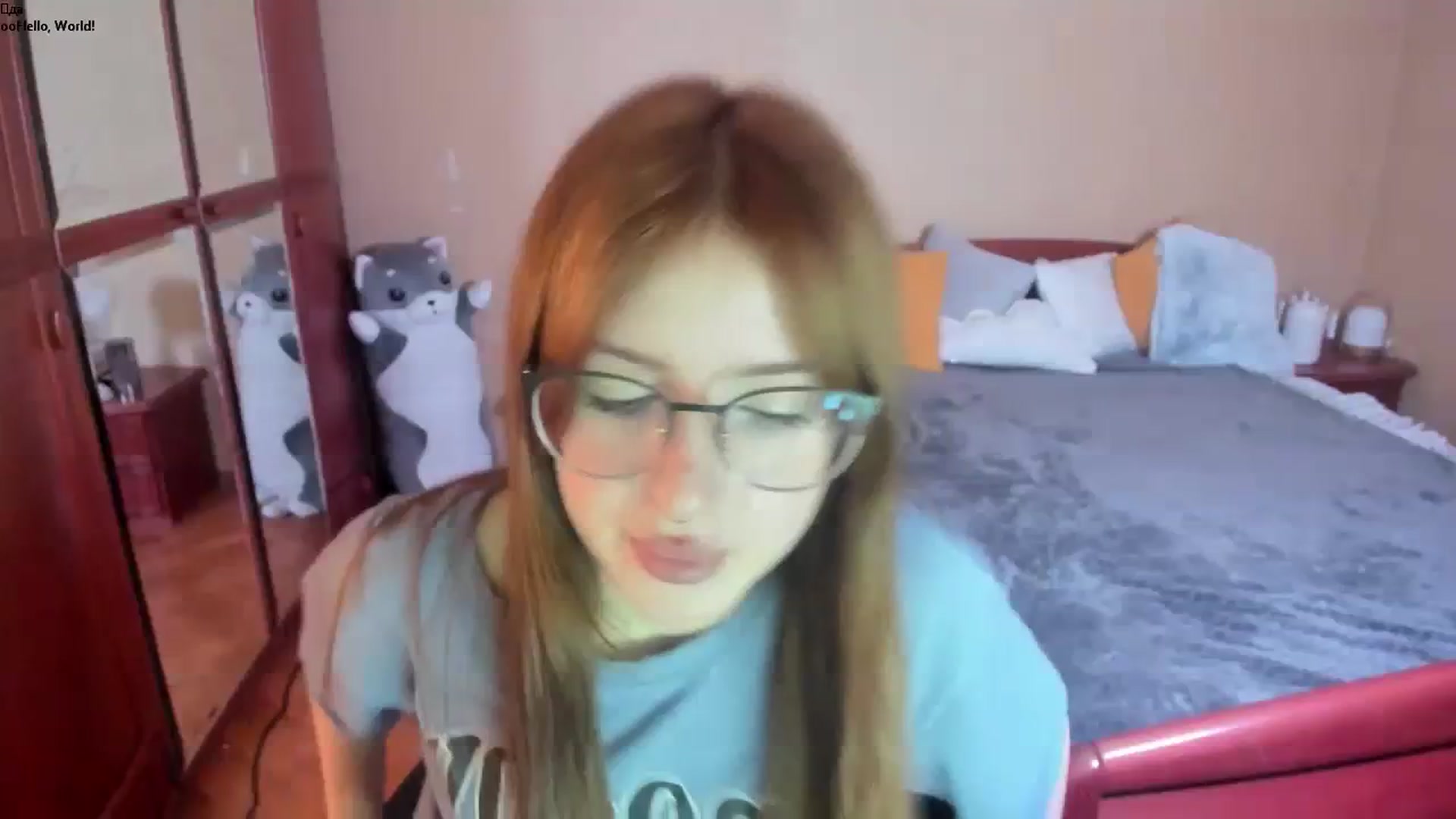 Gallery image thumbnail from BellaaaJones's myfreecams stream on, 04/08/2024, 09:57 image 1 of 20