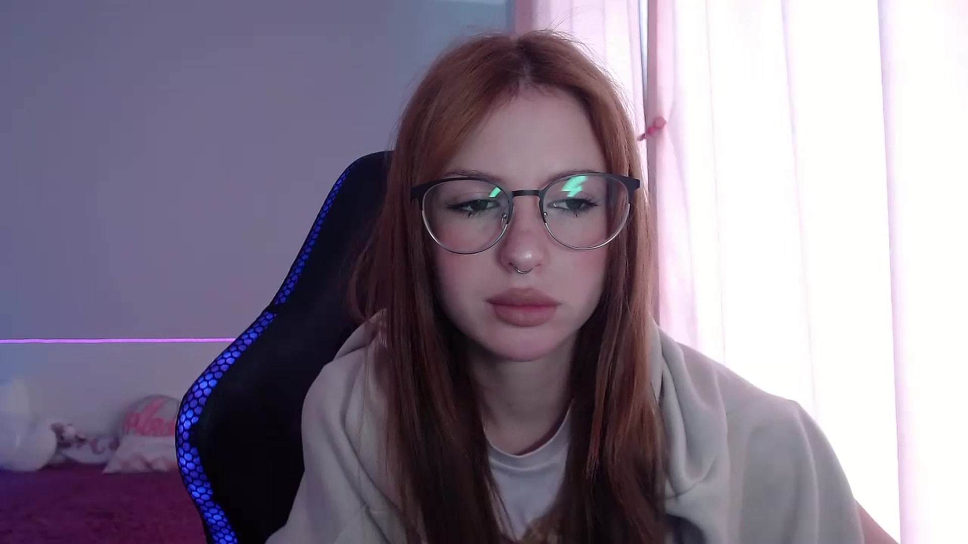 Gallery image thumbnail from BellaaaJones's myfreecams stream on, 04/23/2024, 09:45 image 5 of 20