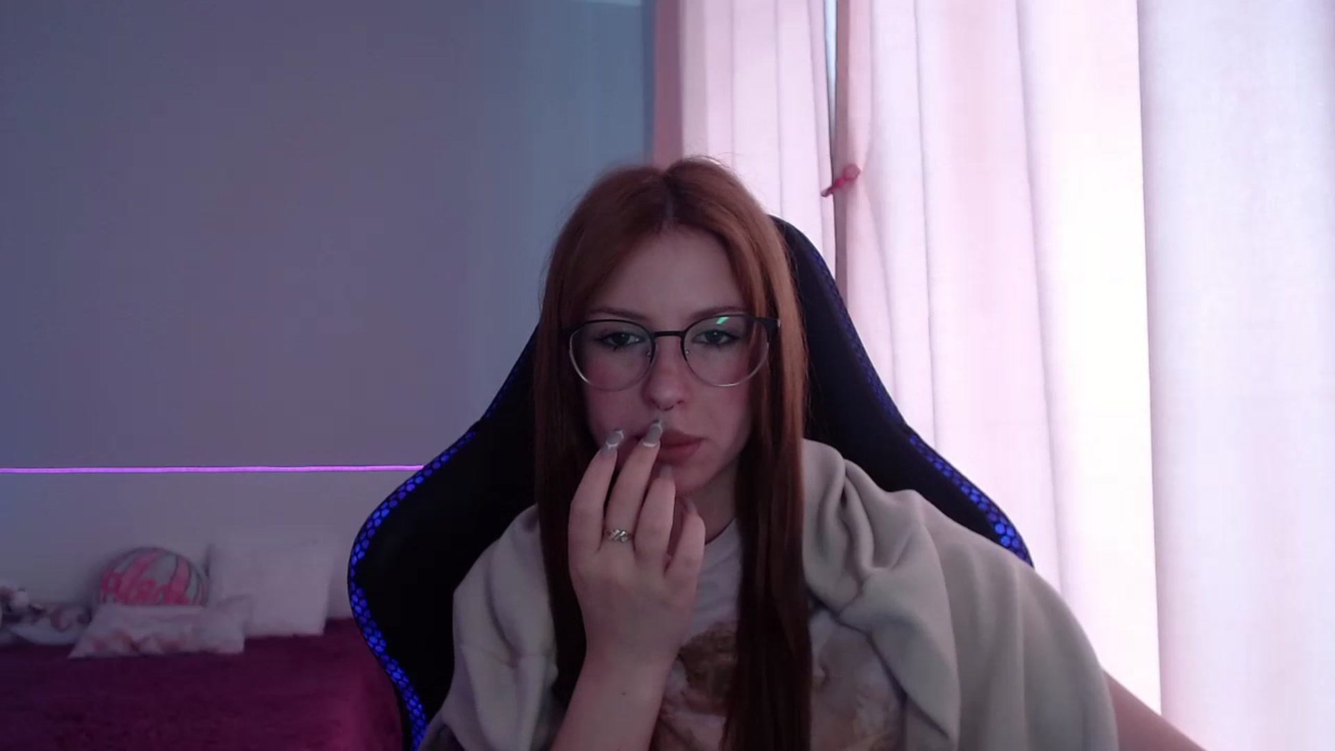 Gallery image thumbnail from BellaaaJones's myfreecams stream on, 04/23/2024, 09:45 image 14 of 20
