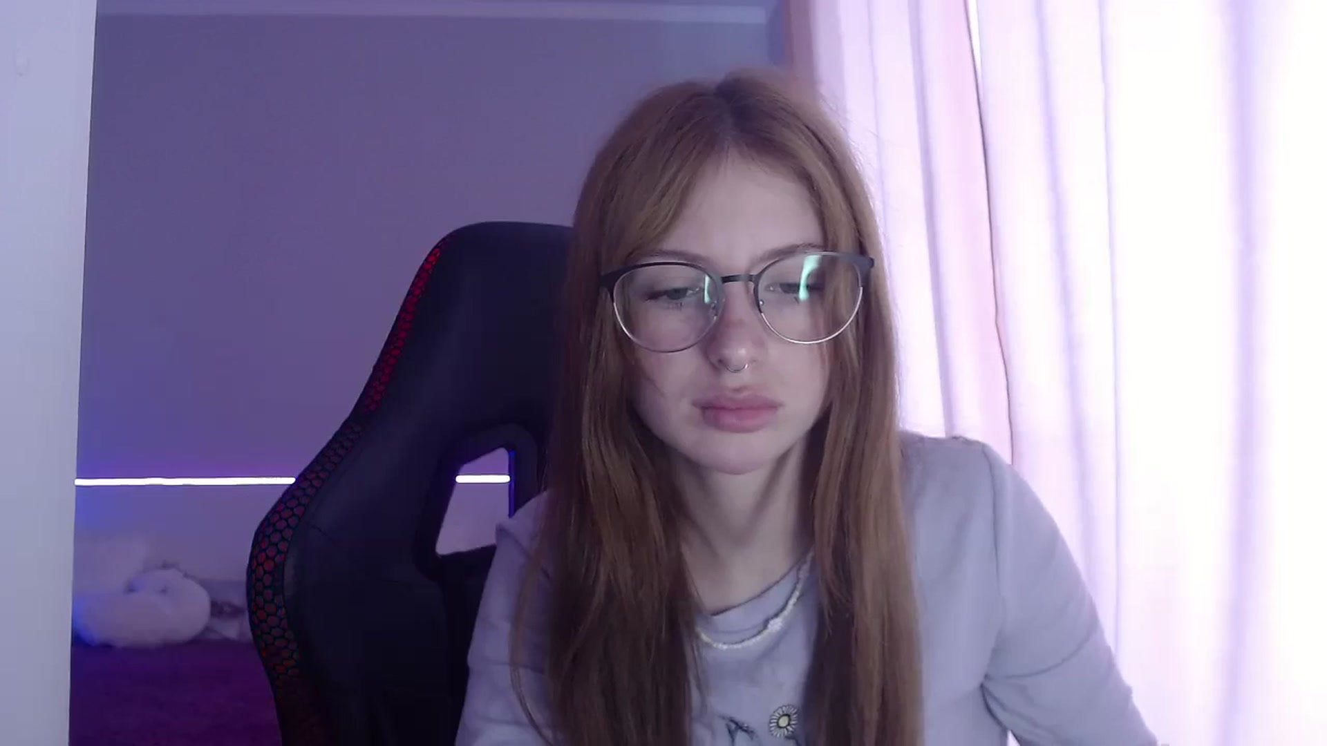 Gallery image thumbnail from BellaaaJones's myfreecams stream on, 05/02/2024, 09:17 image 13 of 20