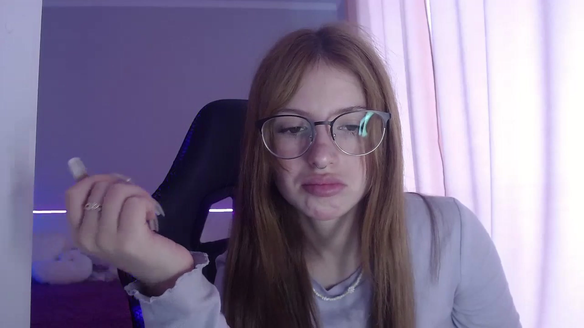 Gallery image thumbnail from BellaaaJones's myfreecams stream on, 05/02/2024, 09:17 image 5 of 20