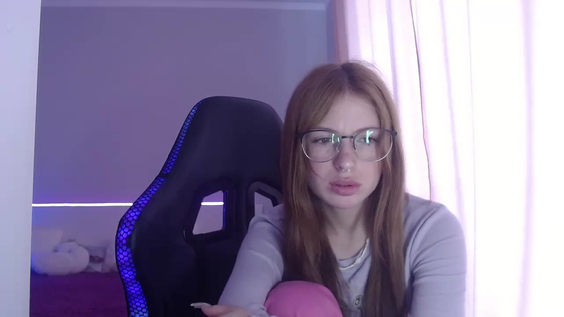 Gallery image thumbnail from BellaaaJones's myfreecams stream on, 05/02/2024, 09:17 image 11 of 20
