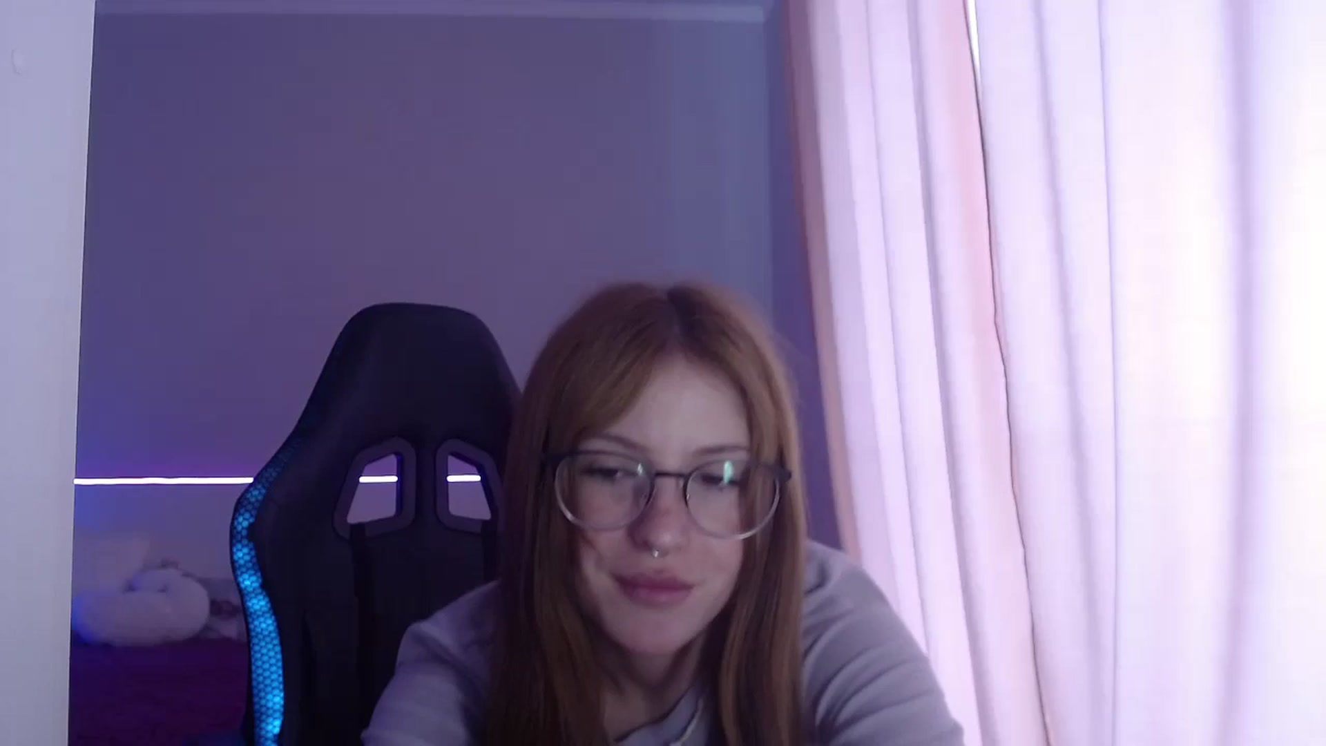 Gallery image thumbnail from BellaaaJones's myfreecams stream on, 05/02/2024, 09:17 image 18 of 20