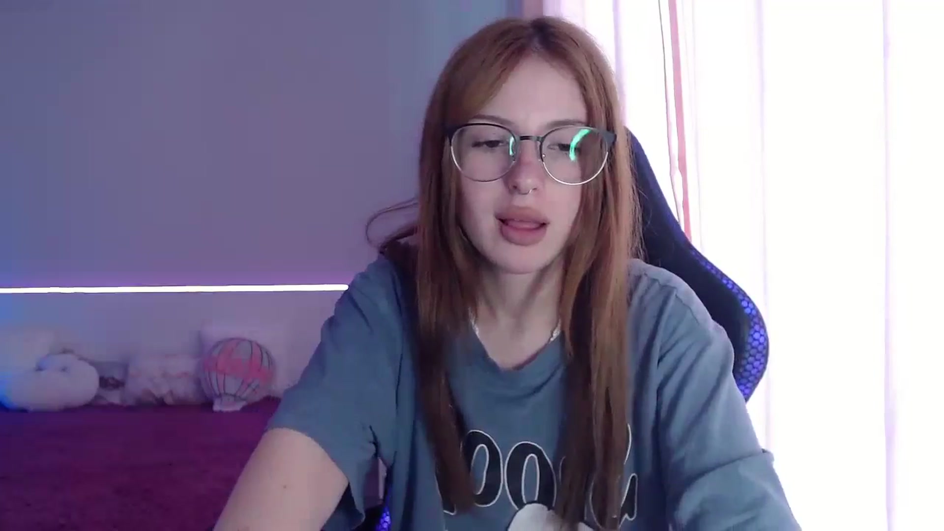 Gallery image thumbnail from BellaaaJones's myfreecams stream on, 05/03/2024, 10:58 image 19 of 20