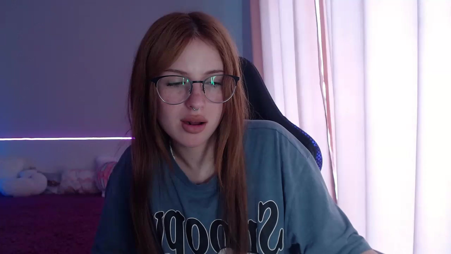 Gallery image thumbnail from BellaaaJones's myfreecams stream on, 05/03/2024, 10:58 image 16 of 20