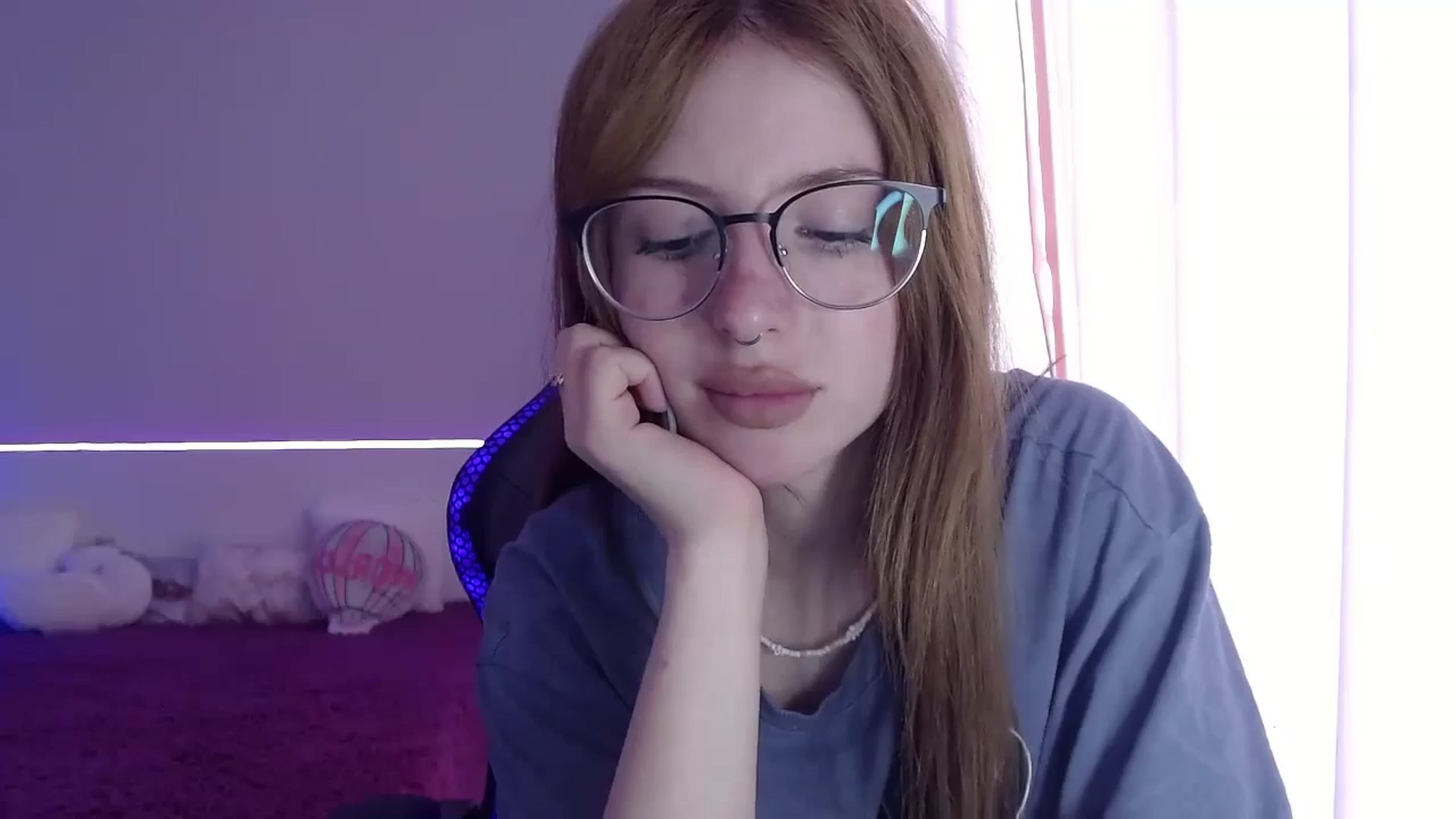Gallery image thumbnail from BellaaaJones's myfreecams stream on, 05/03/2024, 10:58 image 8 of 20