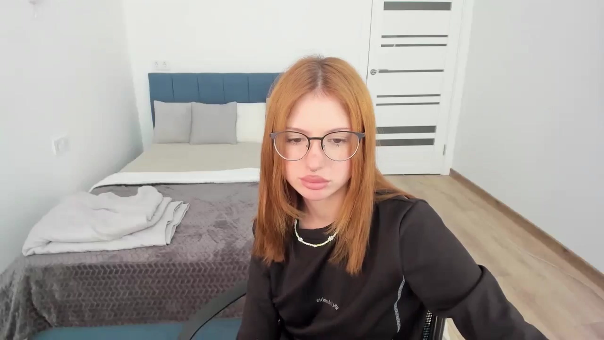 Gallery image thumbnail from BellaaaJones's myfreecams stream on, 05/12/2024, 11:41 image 6 of 20