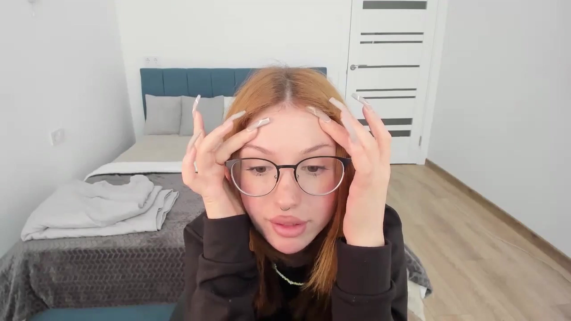 Gallery image thumbnail from BellaaaJones's myfreecams stream on, 05/12/2024, 11:41 image 12 of 20