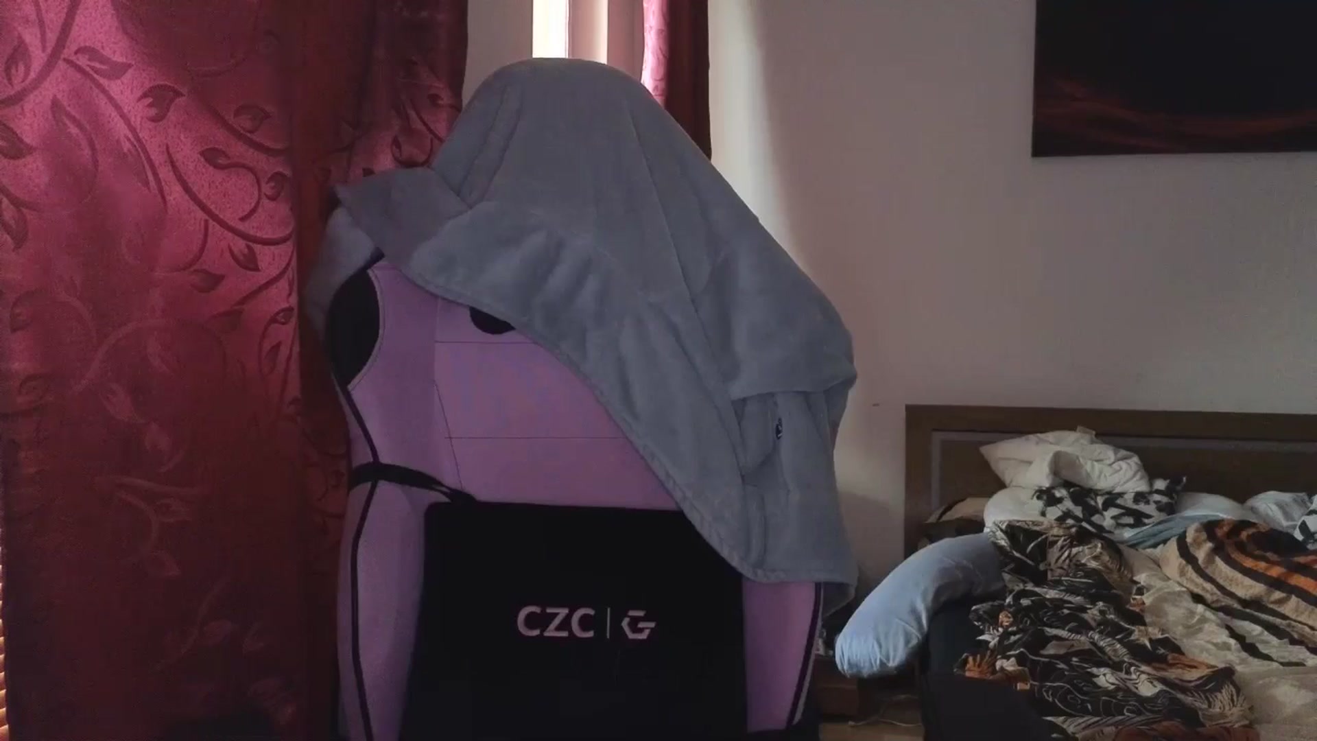 Gallery image thumbnail from Belladollxx's myfreecams stream on, 12/18/2024, 14:50 image 17 of 20