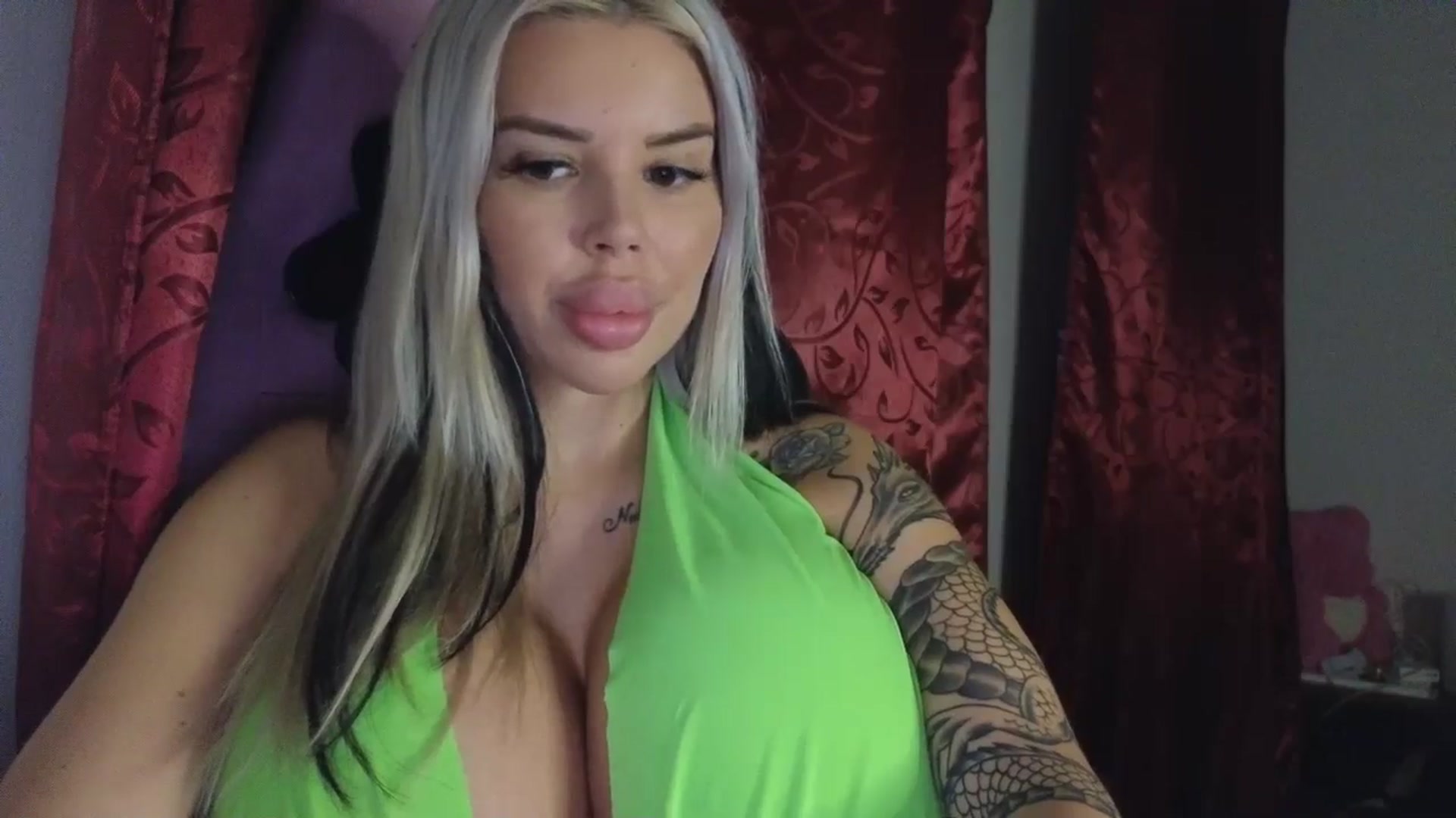 Gallery image thumbnail from Belladollxx's myfreecams stream on, 12/16/2025, 15:31 image 7 of 20