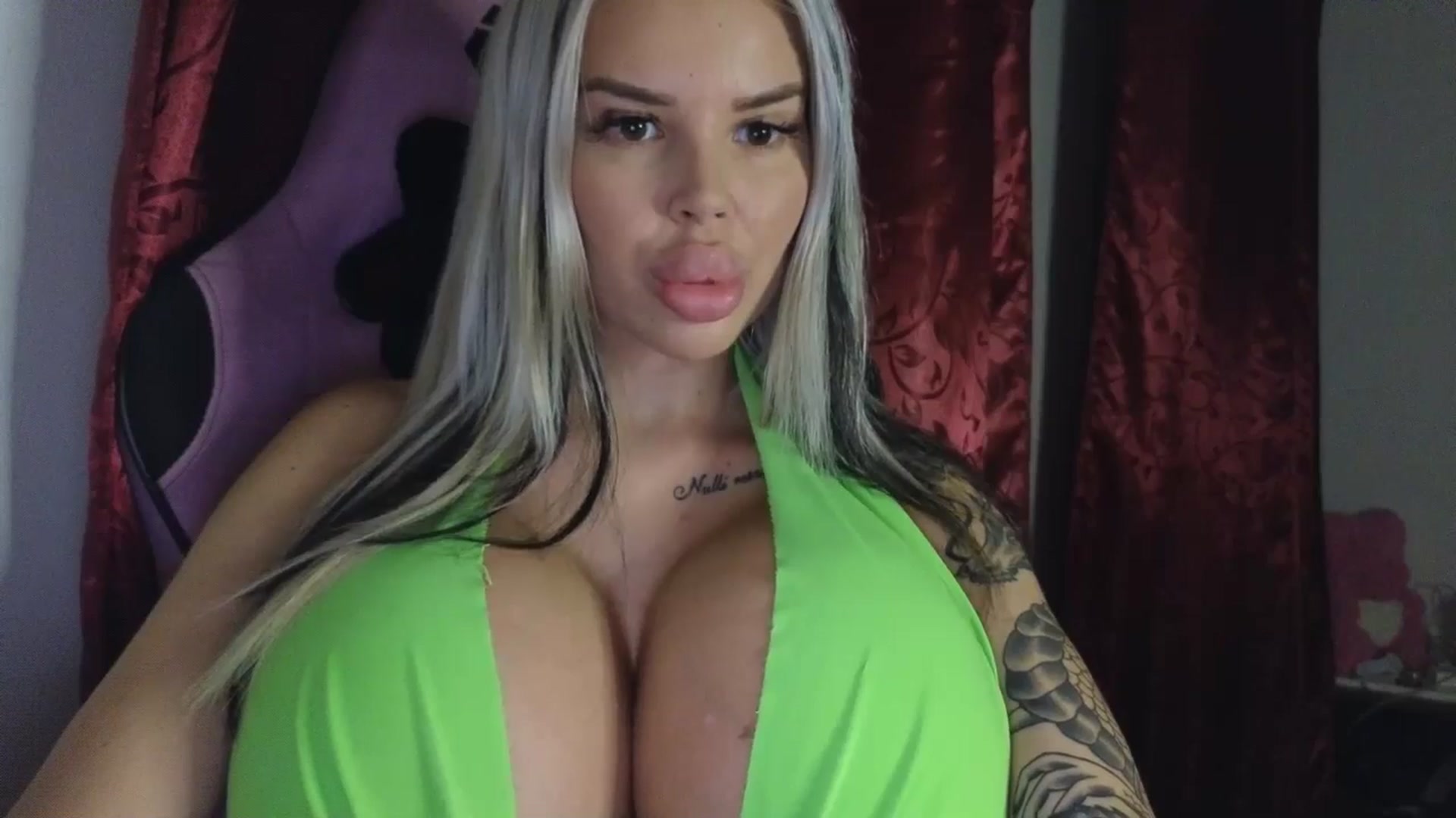 Gallery image thumbnail from Belladollxx's myfreecams stream on, 12/16/2025, 15:31 image 16 of 20