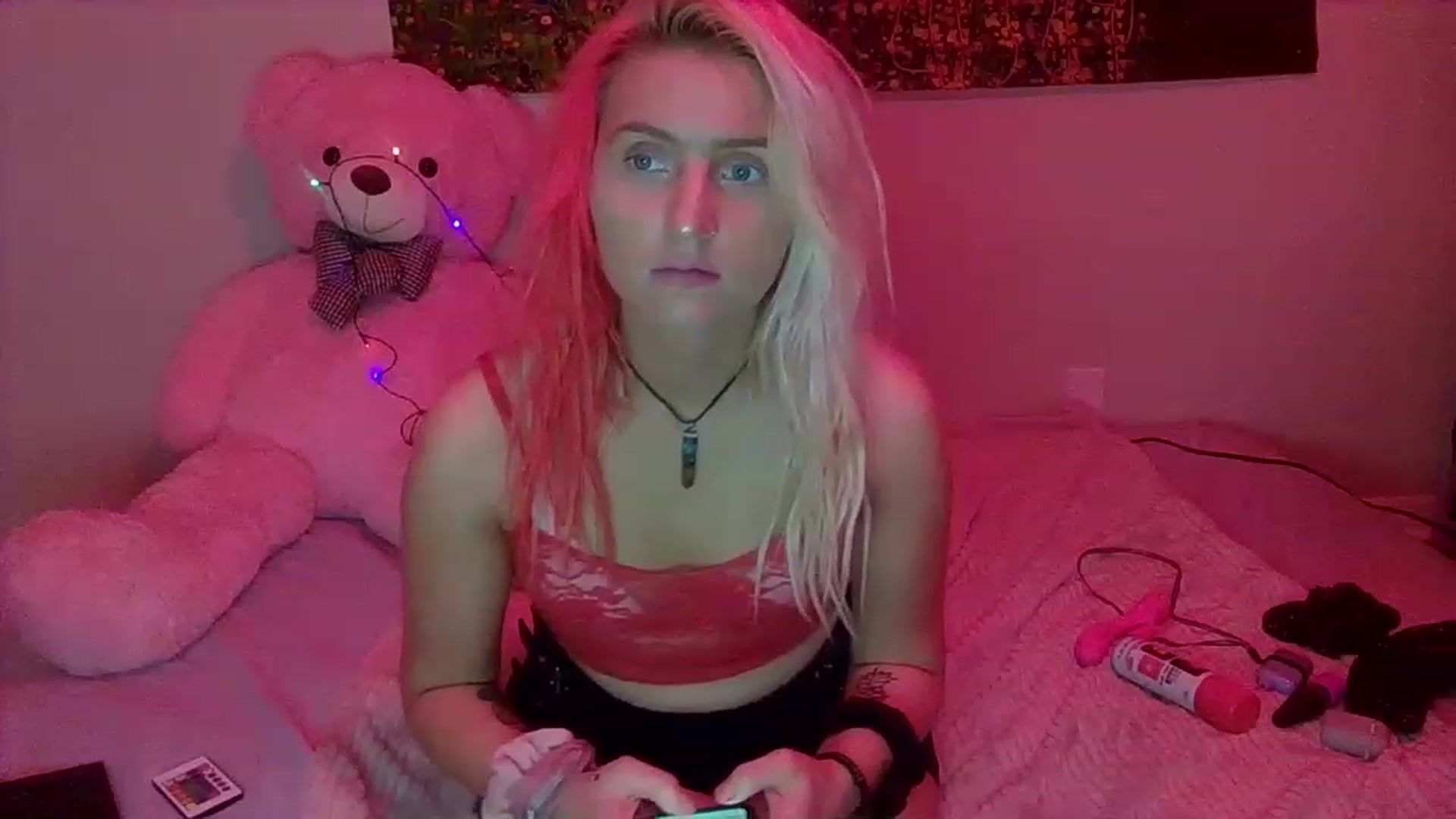 Gallery image thumbnail from Bellakayyy's myfreecams stream on, 12/25/2022, 02:15 image 9 of 20