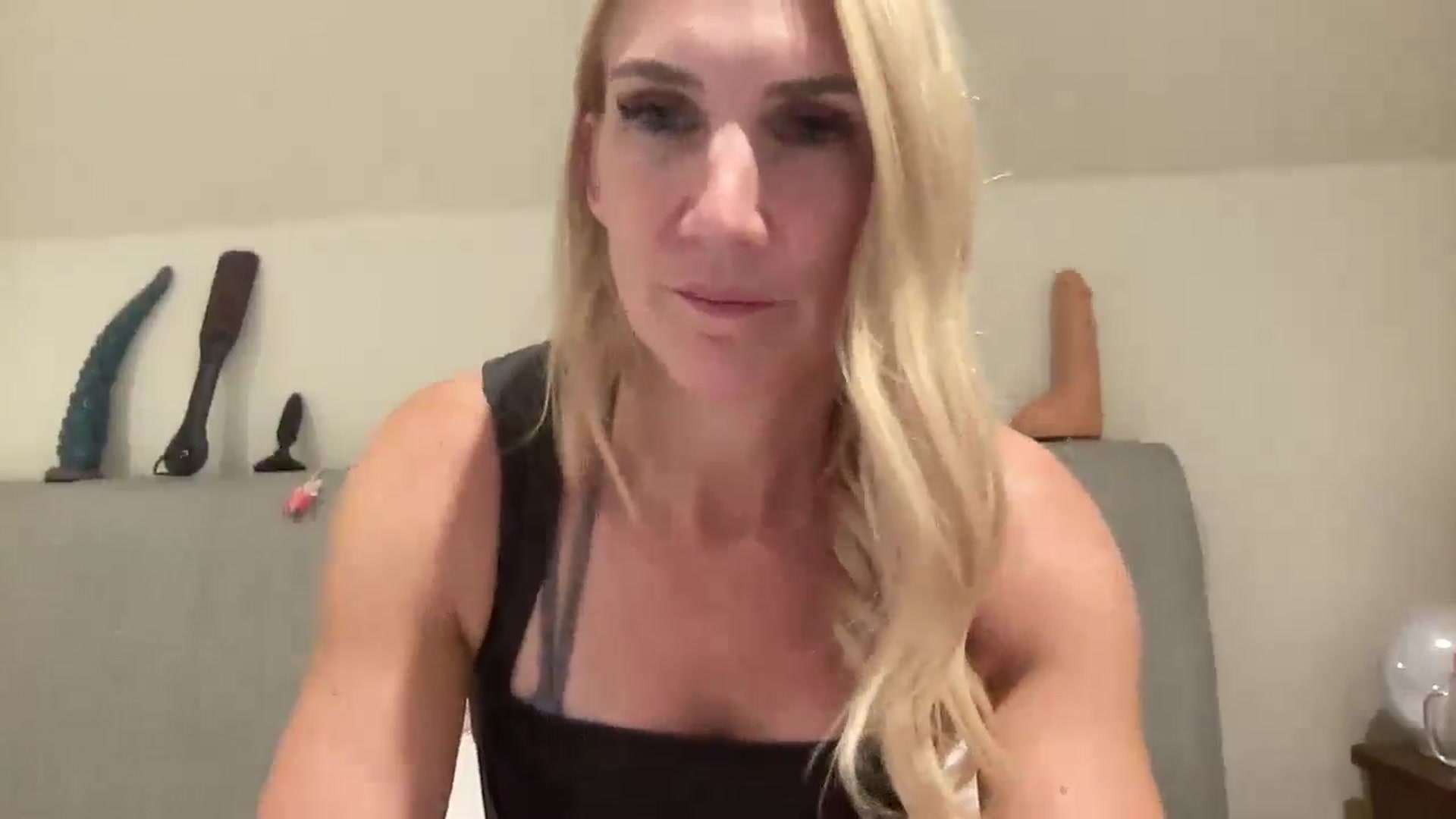 Gallery image thumbnail from Bellanoirxx's myfreecams stream on, 07/29/2025, 23:44 image 5 of 20