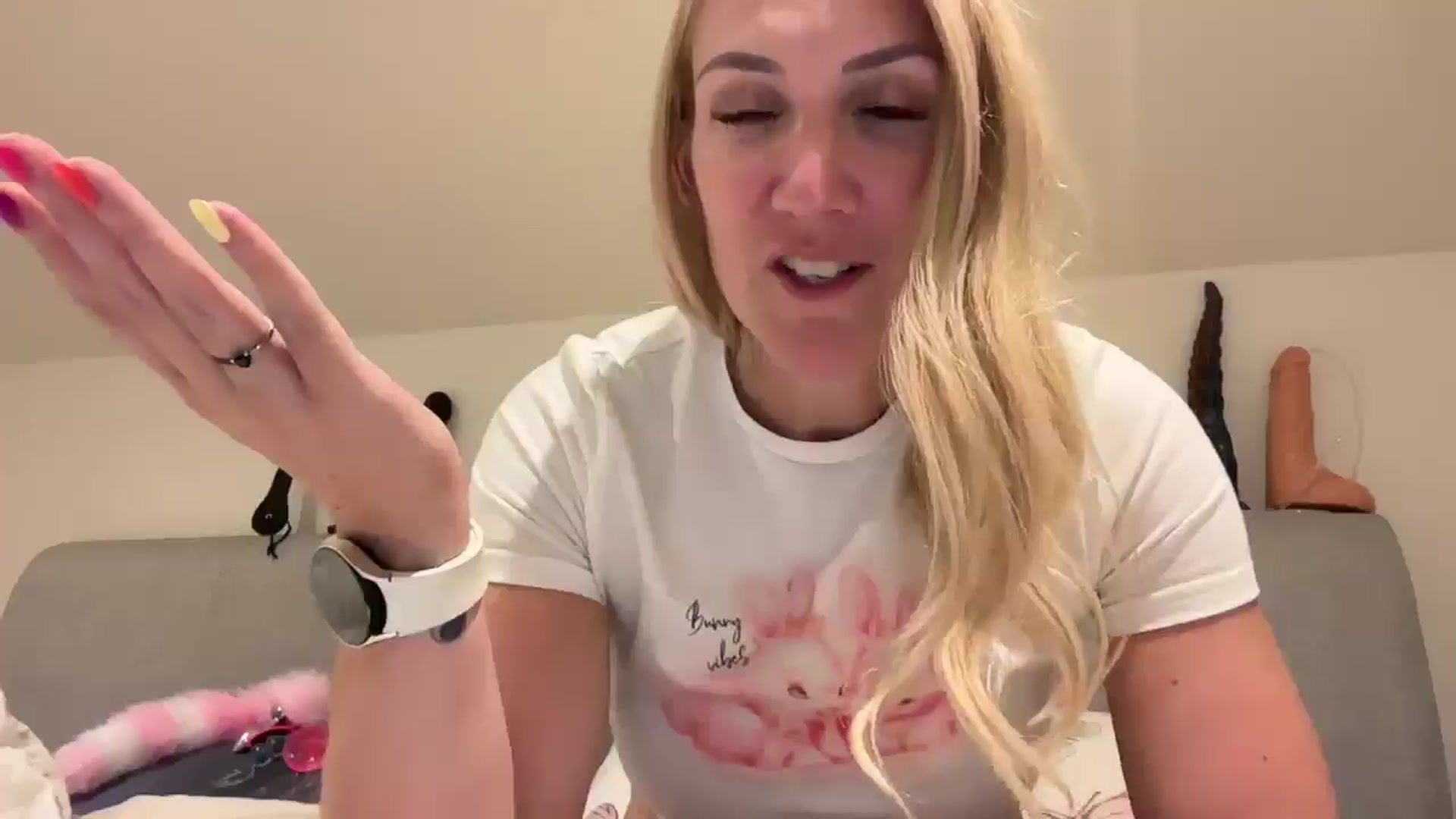 Gallery image thumbnail from Bellanoirxx's myfreecams stream on, 07/30/2025, 21:43 image 7 of 20