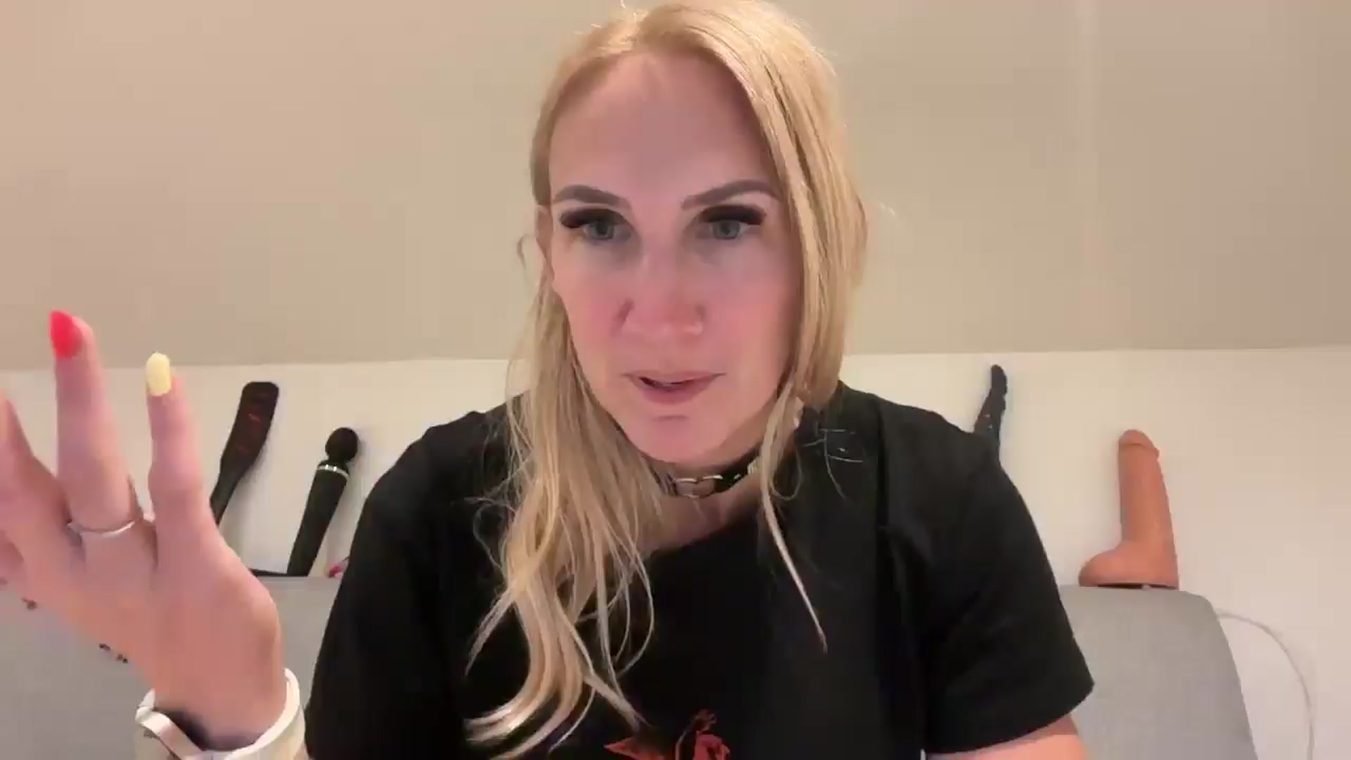 Gallery image thumbnail from Bellanoirxx's myfreecams stream on, 08/02/2025, 20:51 image 1 of 20