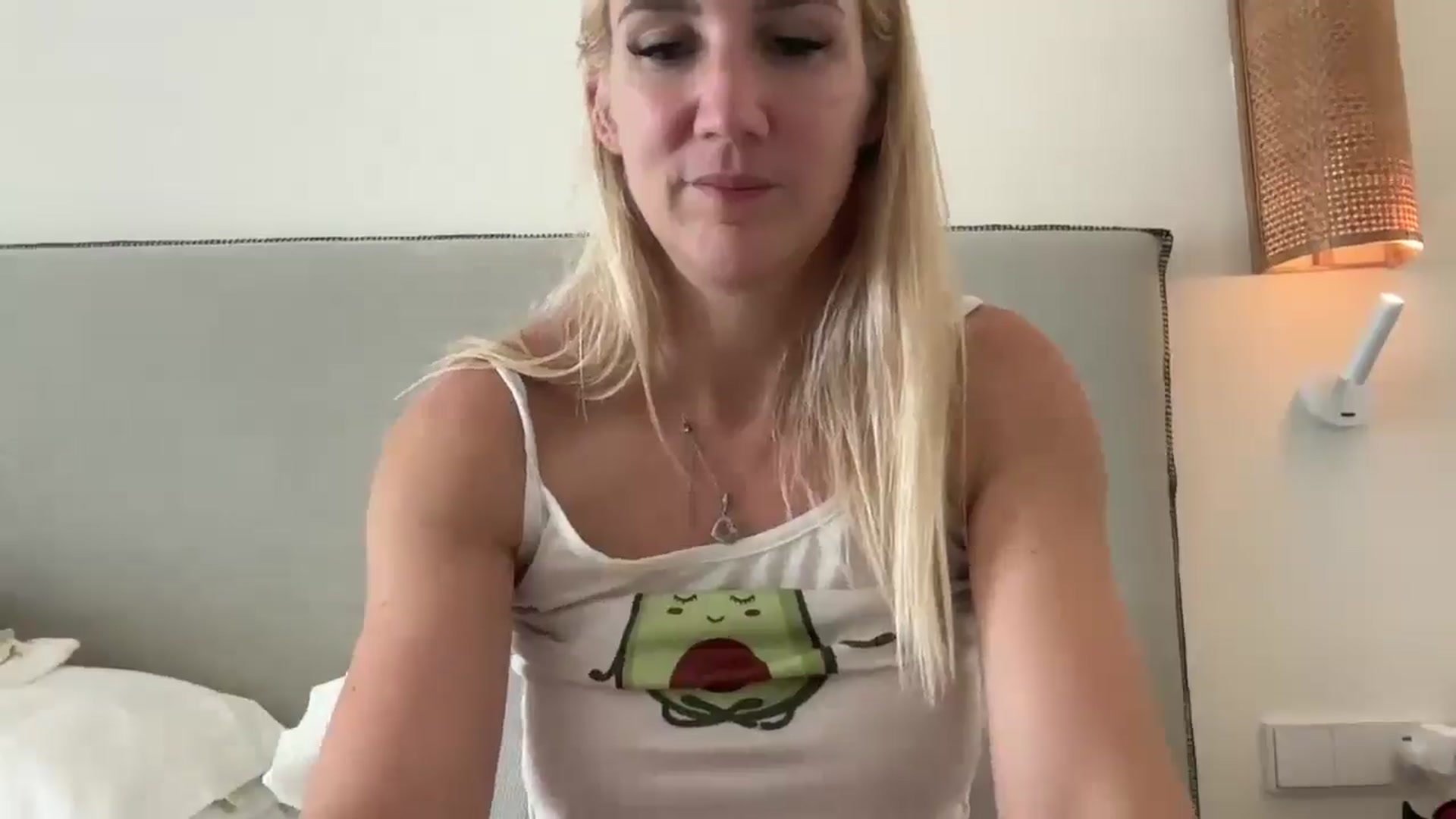 Gallery image thumbnail from Bellanoirxx's myfreecams stream on, 08/15/2025, 11:01 image 17 of 20