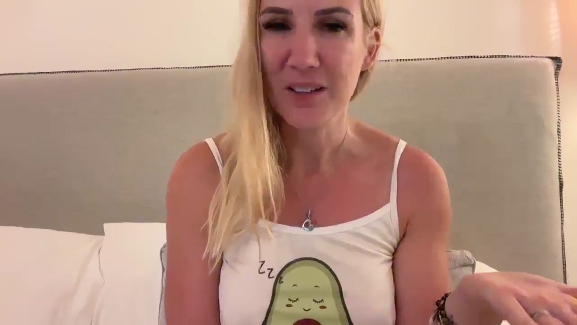 Gallery image thumbnail from Bellanoirxx's myfreecams stream on, 08/16/2025, 10:41 image 3 of 20
