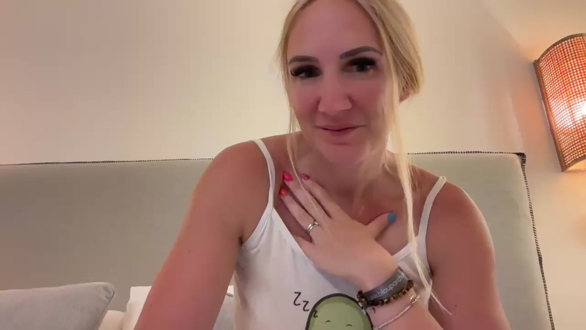 Gallery image thumbnail from Bellanoirxx's myfreecams stream on, 08/16/2025, 12:56 image 1 of 20