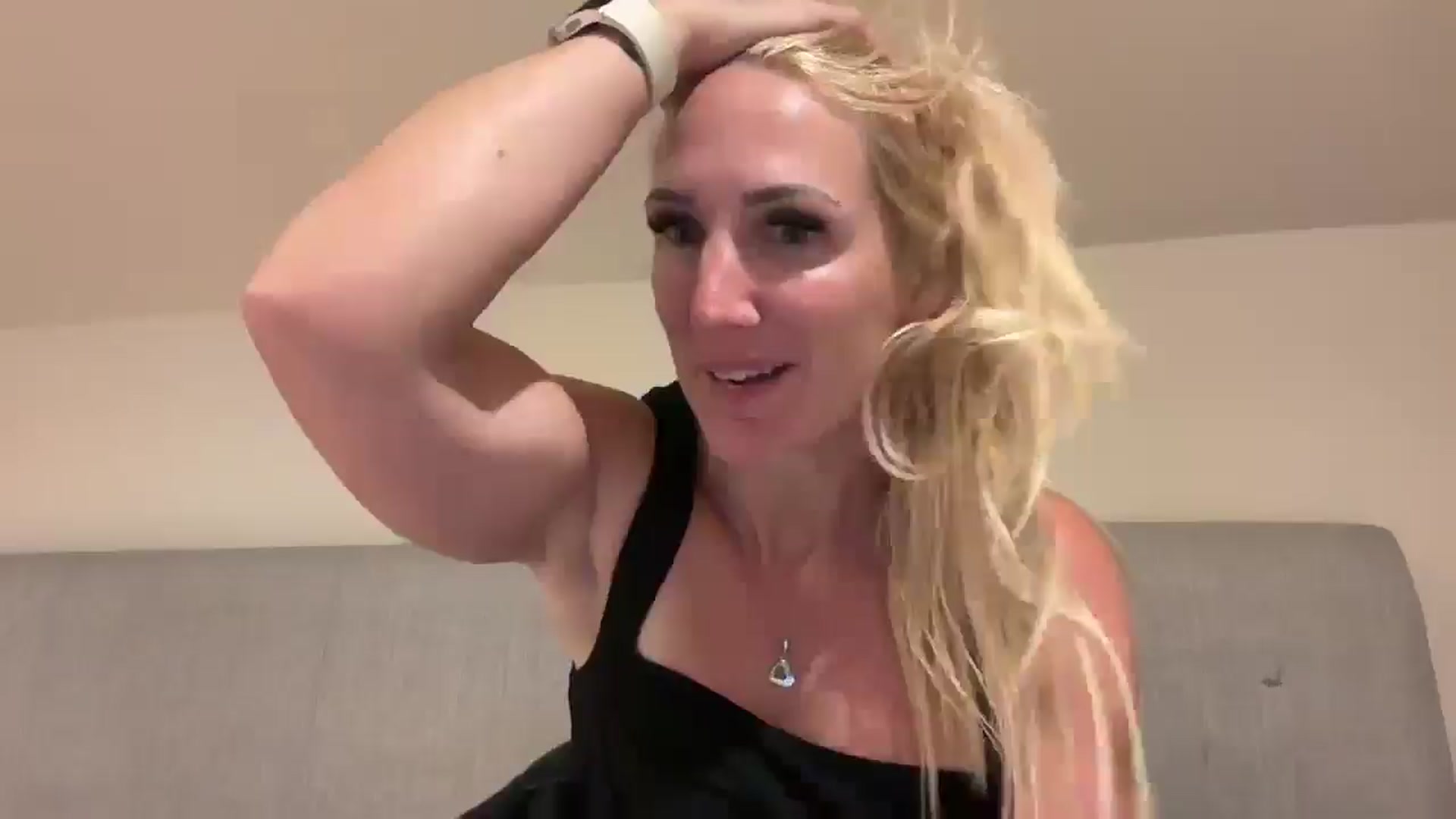 Gallery image thumbnail from Bellanoirxx's myfreecams stream on, 08/22/2025, 23:25 image 1 of 20