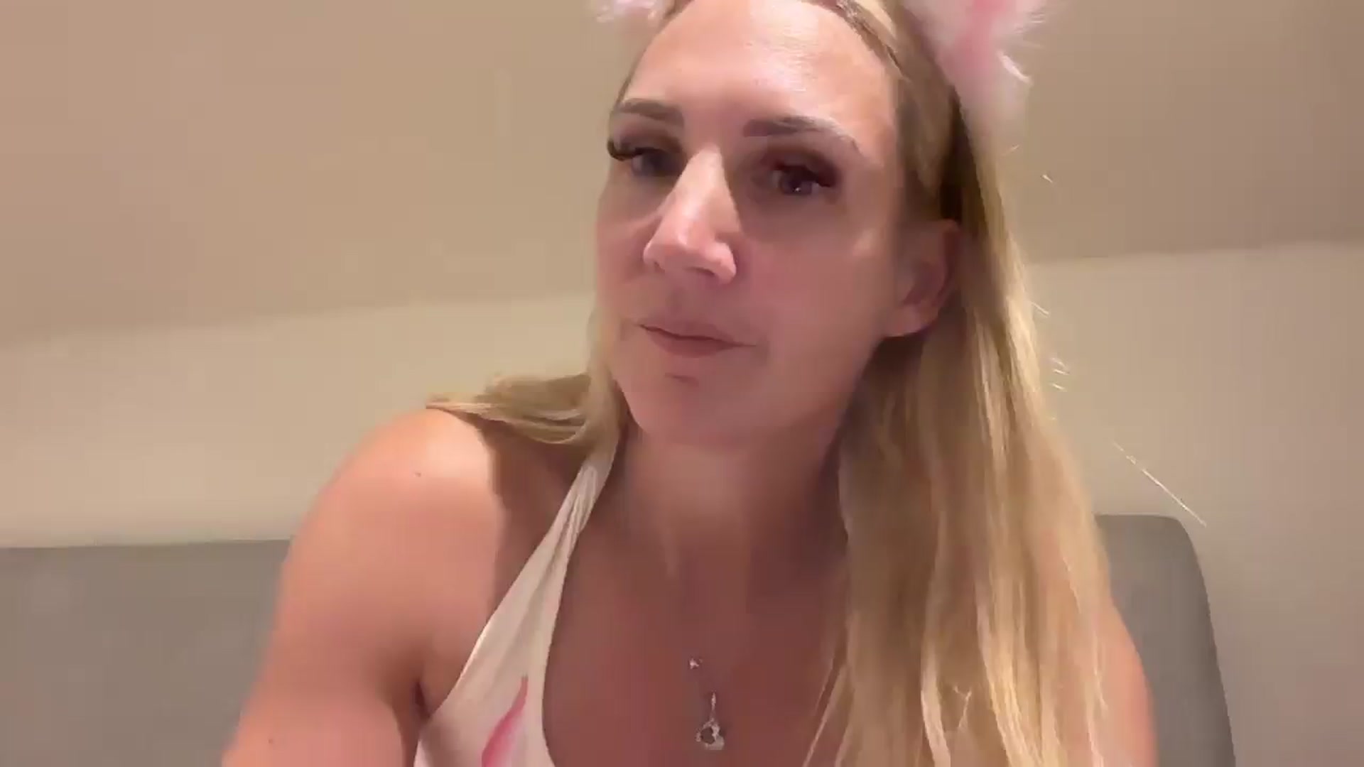 Gallery image thumbnail from Bellanoirxx's myfreecams stream on, 09/01/2025, 22:52 image 1 of 20