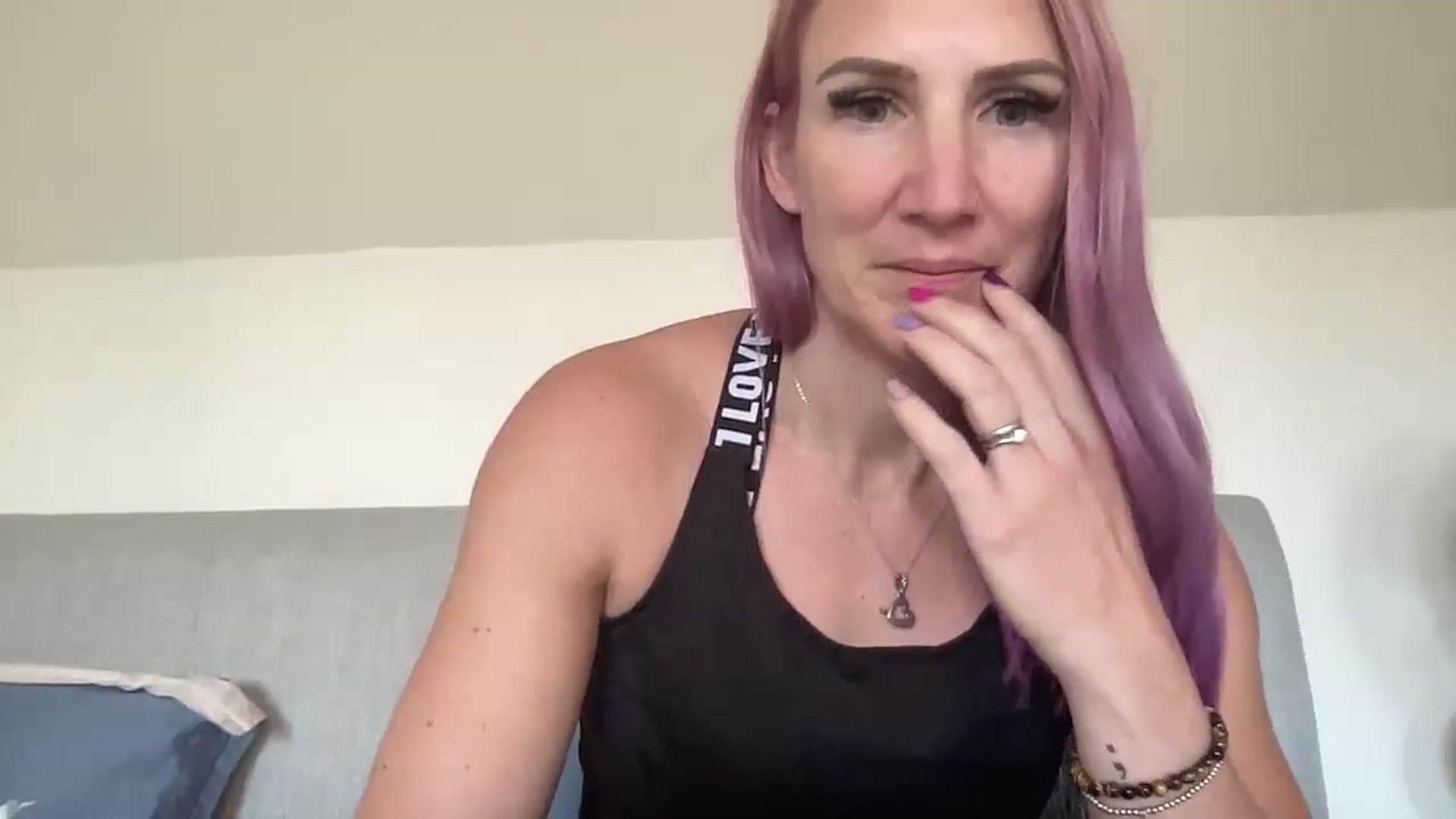 Gallery image thumbnail from Bellanoirxx's myfreecams stream on, 09/12/2025, 09:14 image 4 of 20