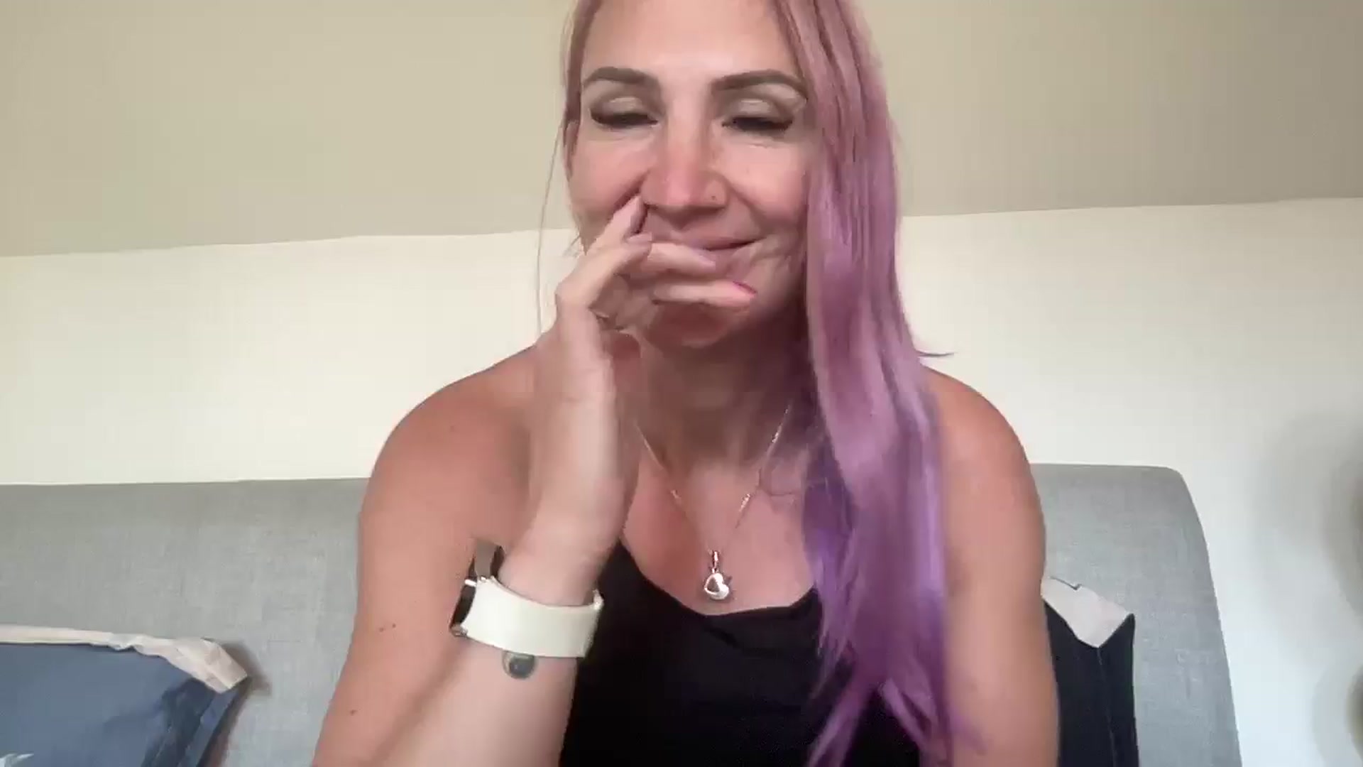 Gallery image thumbnail from Bellanoirxx's myfreecams stream on, 09/12/2025, 09:14 image 1 of 20