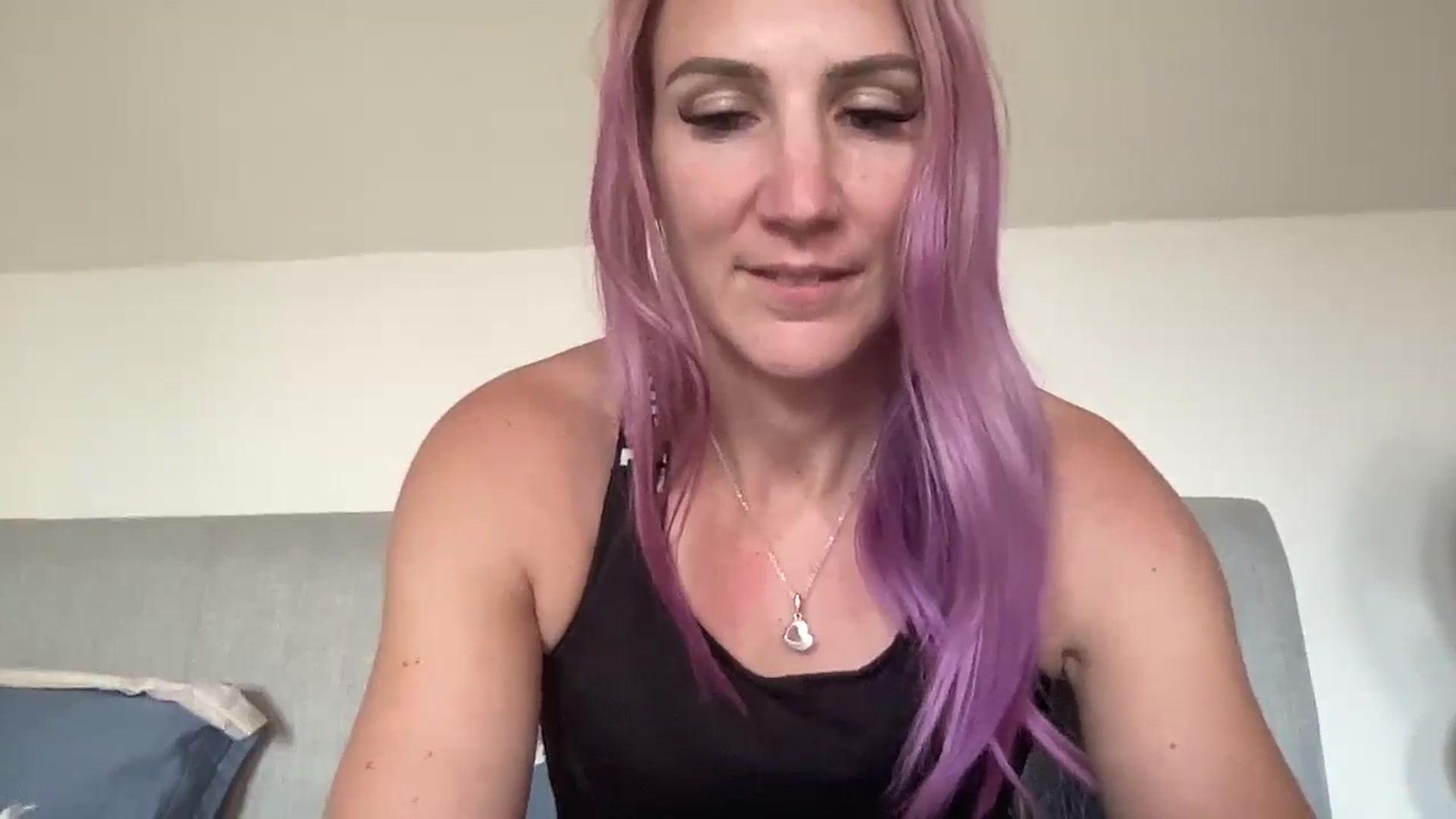 Gallery image thumbnail from Bellanoirxx's myfreecams stream on, 09/12/2025, 10:06 image 4 of 20