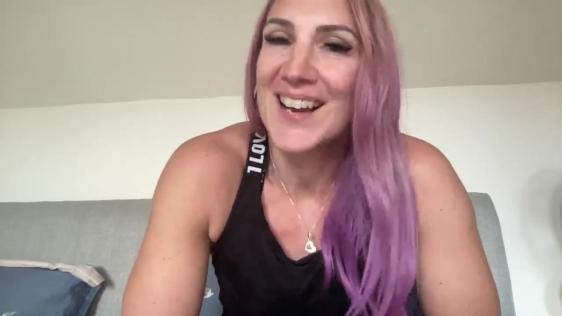 Gallery image thumbnail from Bellanoirxx's myfreecams stream on, 09/12/2025, 10:06 image 17 of 20