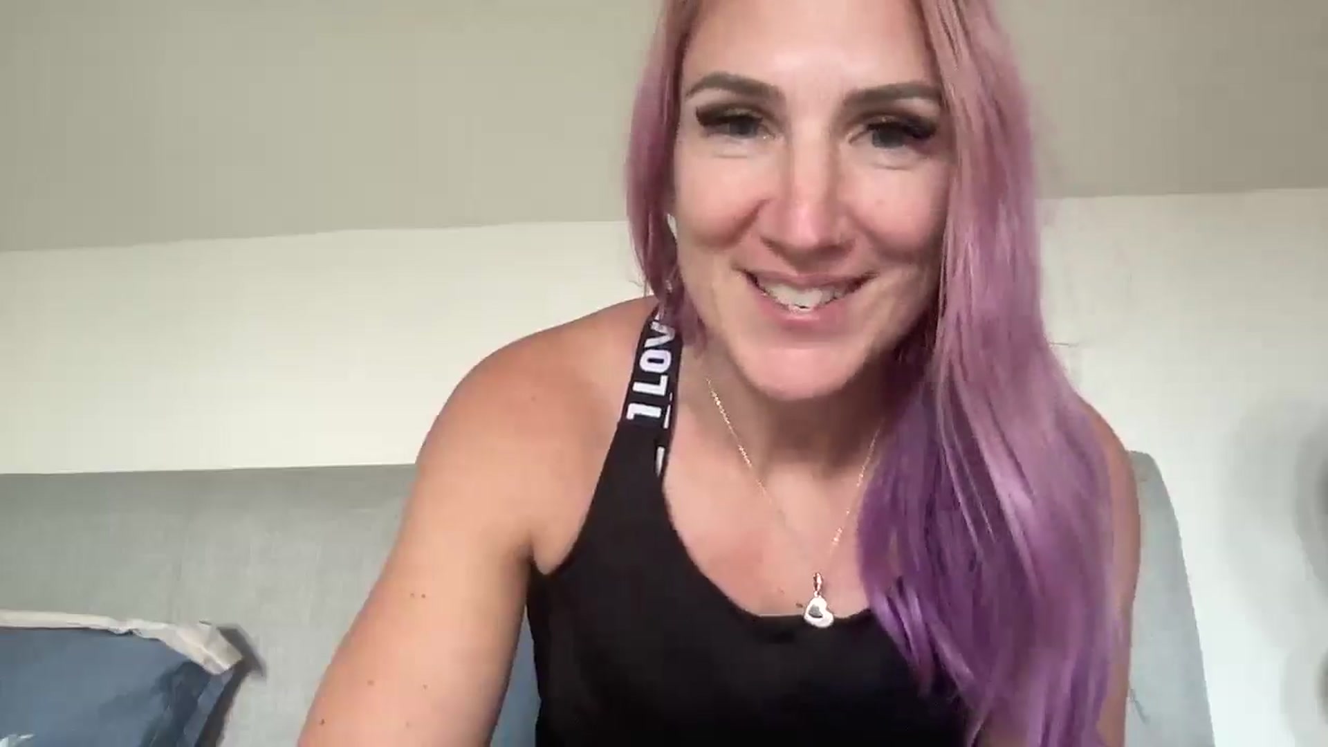 Gallery image thumbnail from Bellanoirxx's myfreecams stream on, 09/12/2025, 10:06 image 12 of 20