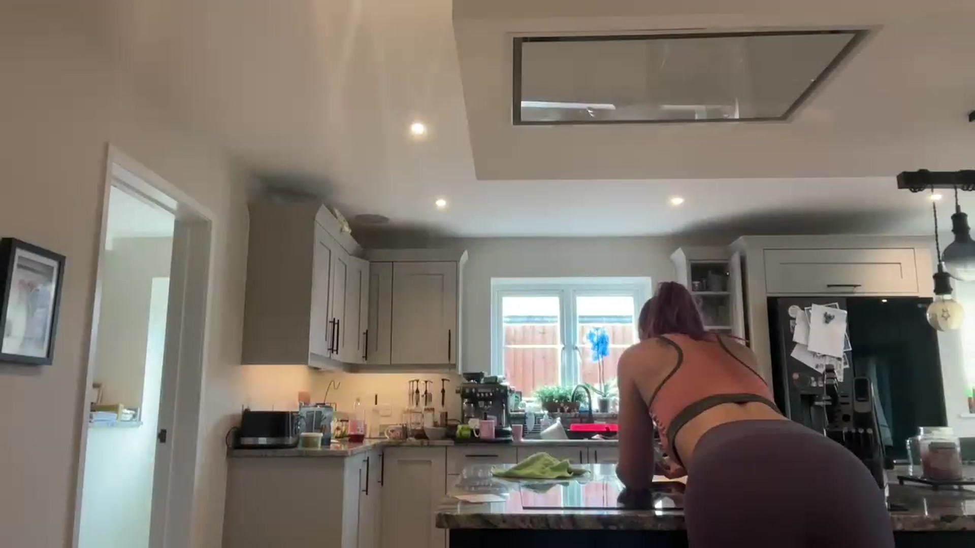 Gallery image thumbnail from Bellanoirxx's myfreecams stream on, 09/17/2025, 13:33 image 4 of 20