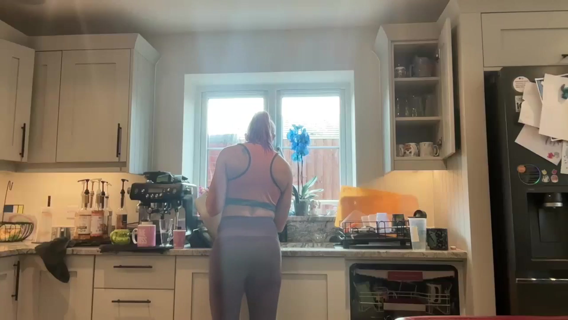Gallery image thumbnail from Bellanoirxx's myfreecams stream on, 09/17/2025, 13:33 image 15 of 20