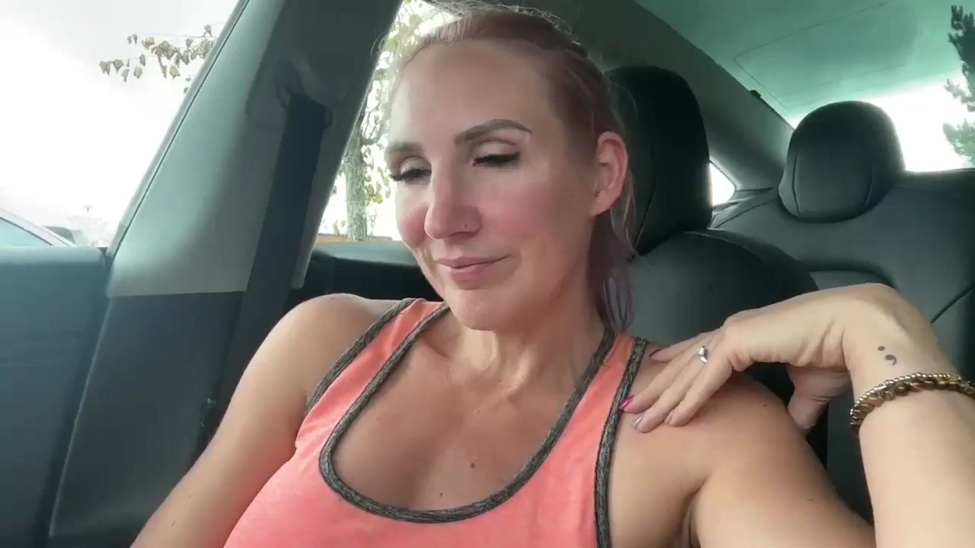 Gallery image thumbnail from Bellanoirxx's myfreecams stream on, 09/17/2025, 16:21 image 9 of 20