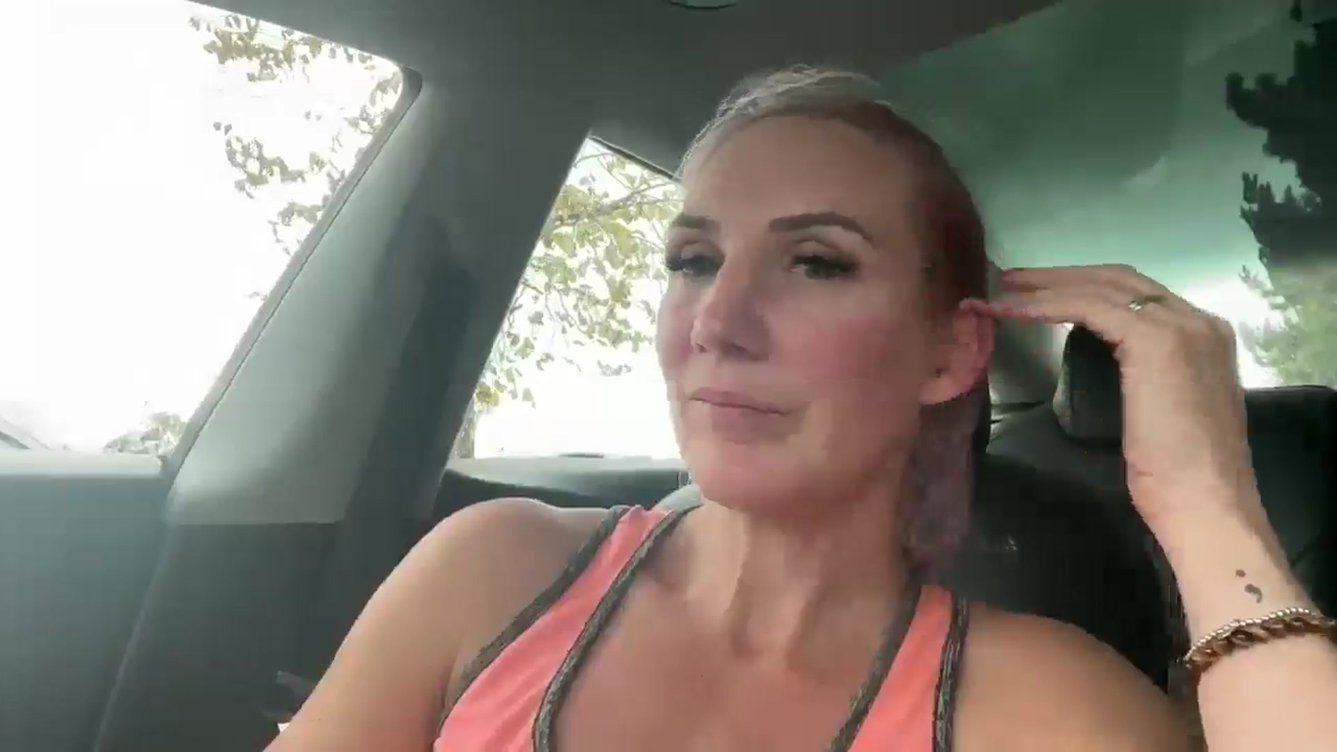 Gallery image thumbnail from Bellanoirxx's myfreecams stream on, 09/17/2025, 16:21 image 4 of 20