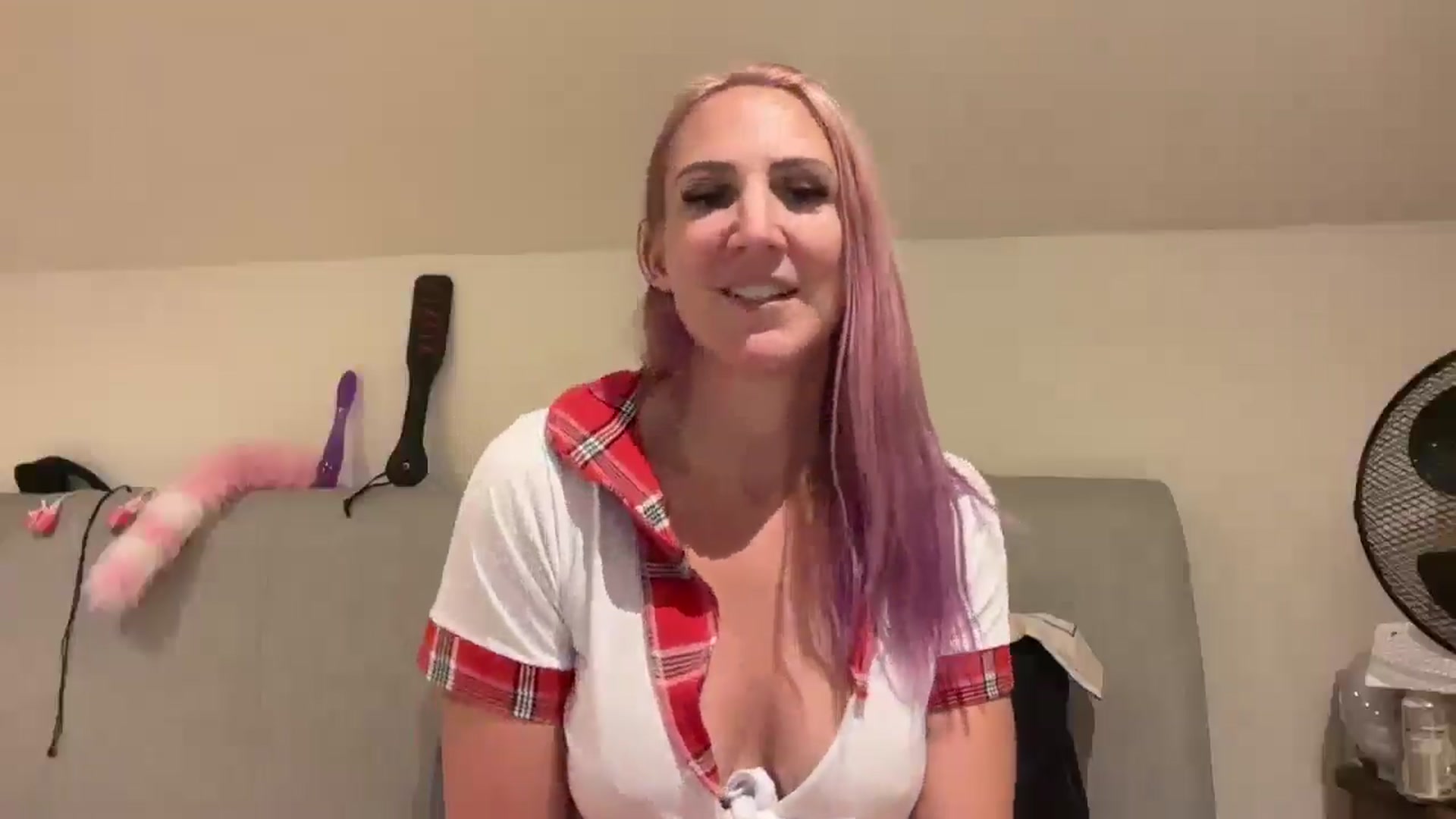 Gallery image thumbnail from Bellanoirxx's myfreecams stream on, 09/18/2025, 23:07 image 12 of 20
