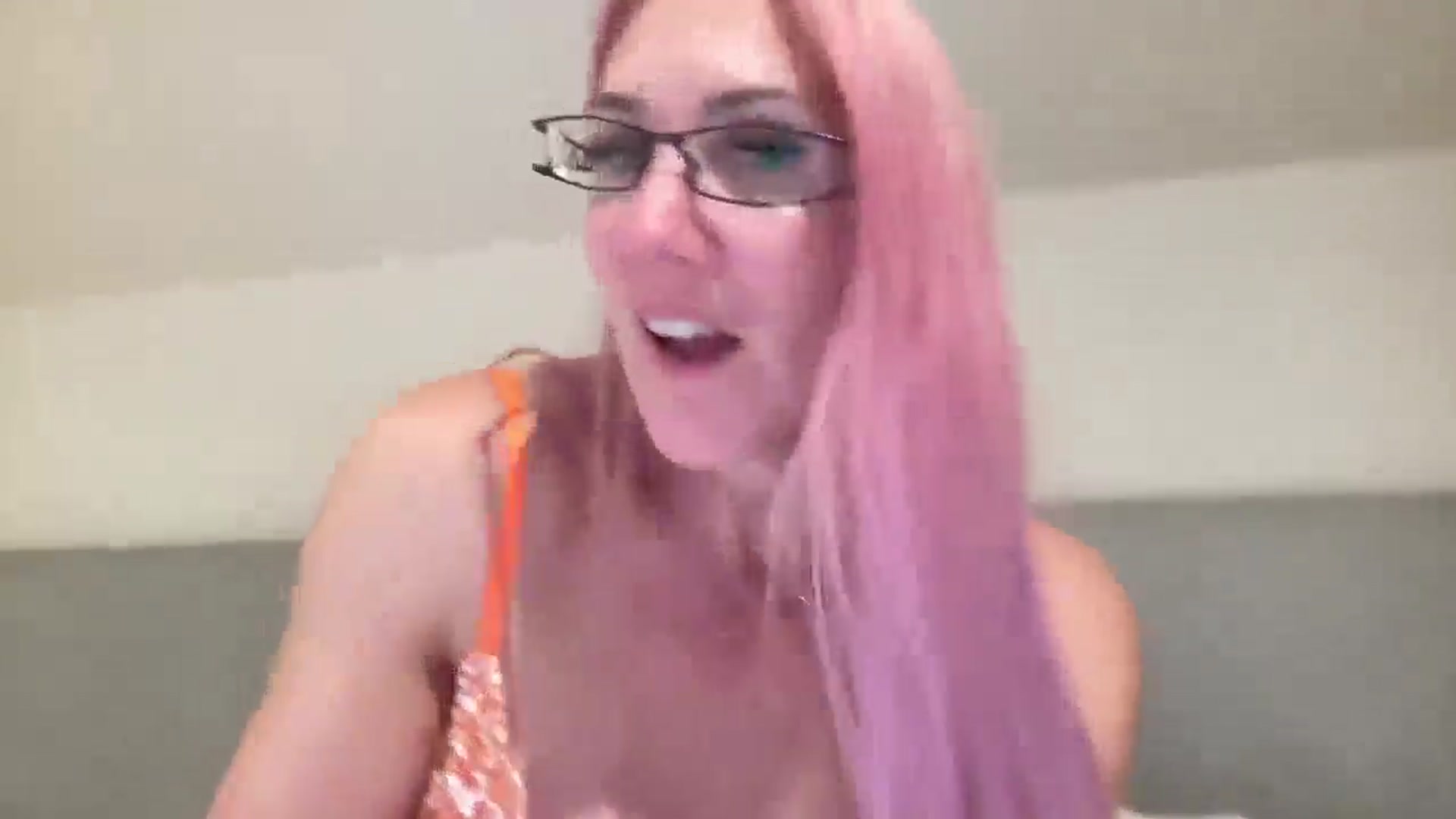 Gallery image thumbnail from Bellanoirxx's myfreecams stream on, 09/22/2025, 22:45 image 18 of 20