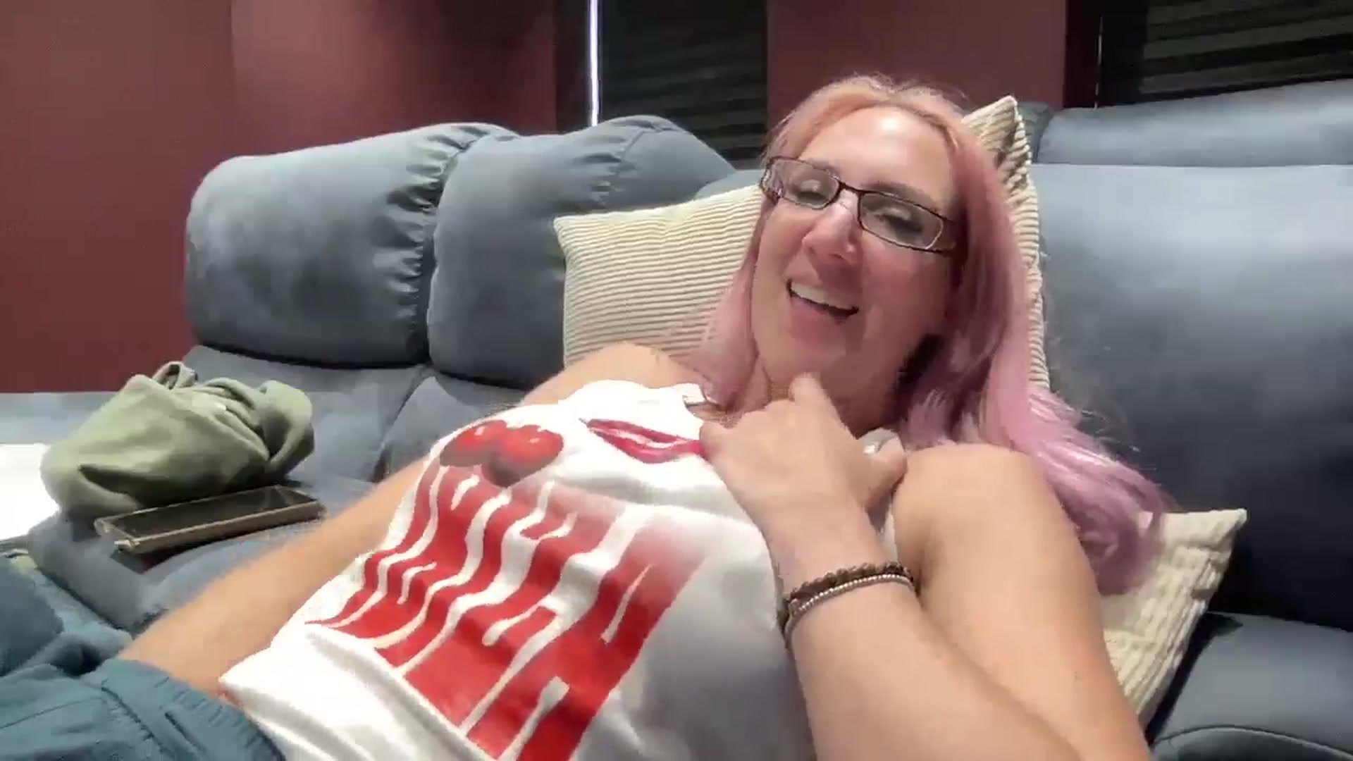 Gallery image thumbnail from Bellanoirxx's myfreecams stream on, 09/25/2025, 10:37 image 17 of 20