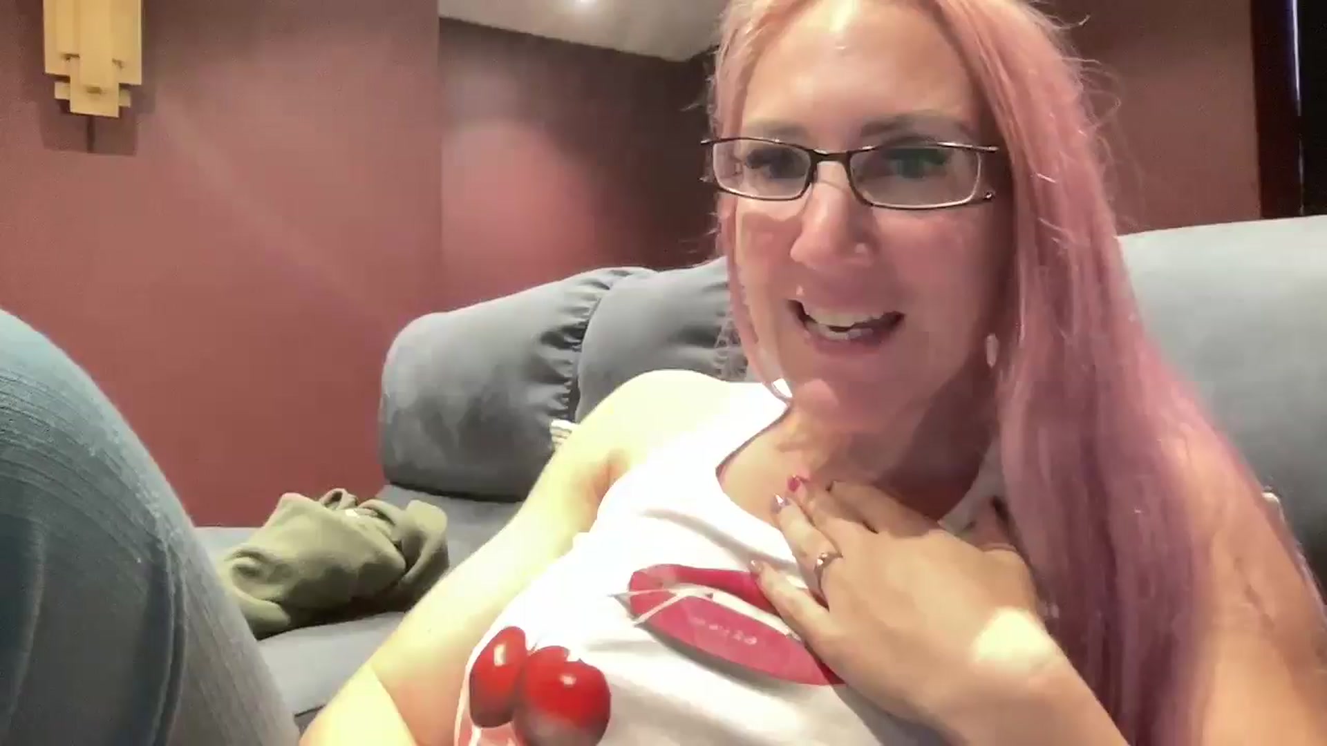 Gallery image thumbnail from Bellanoirxx's myfreecams stream on, 09/25/2025, 10:37 image 3 of 20