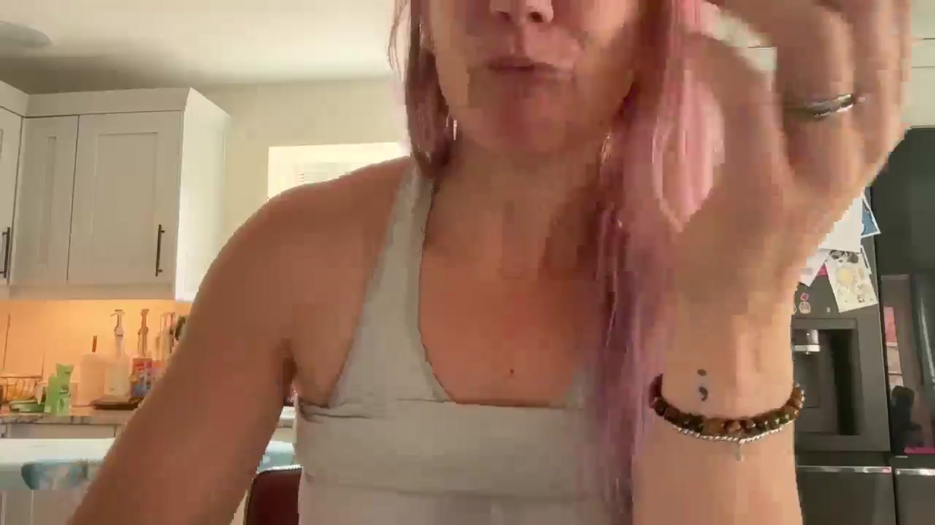 Gallery image thumbnail from Bellanoirxx's myfreecams stream on, 09/29/2025, 12:46 image 5 of 20