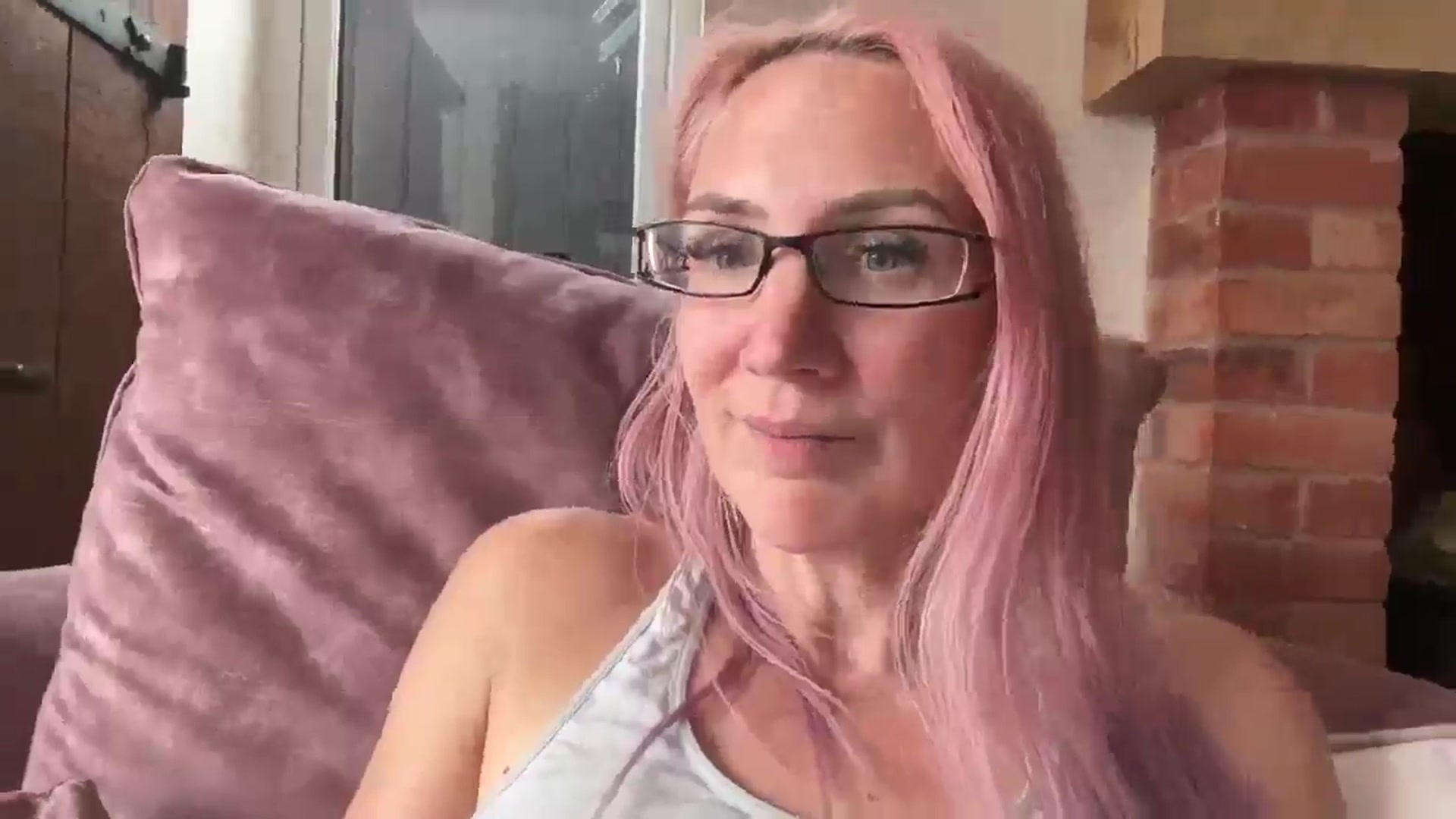 Gallery image thumbnail from Bellanoirxx's myfreecams stream on, 09/29/2025, 14:06 image 15 of 20