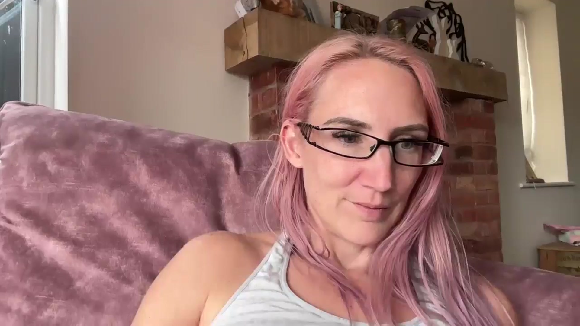 Gallery image thumbnail from Bellanoirxx's myfreecams stream on, 09/29/2025, 14:06 image 12 of 20