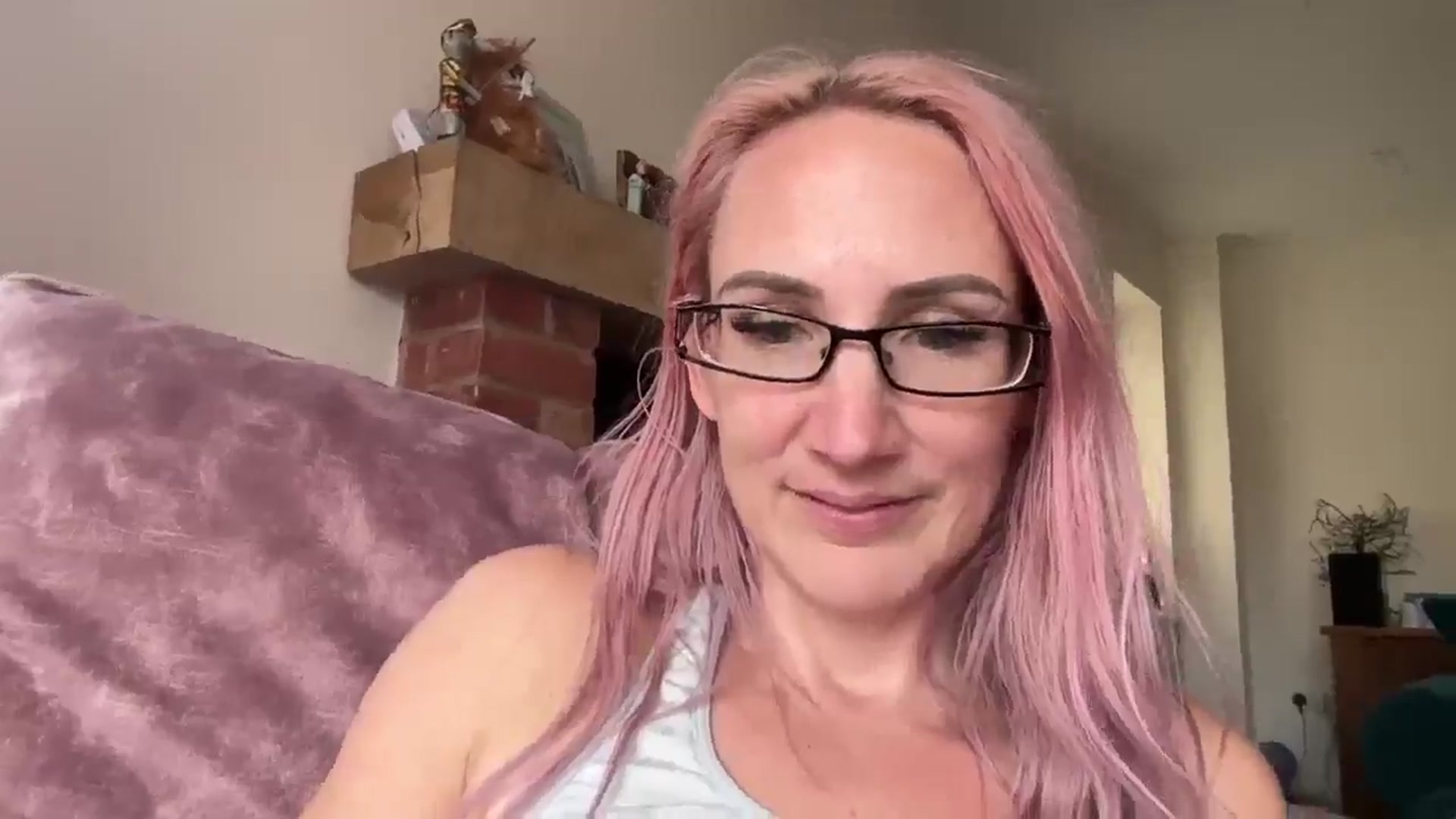 Gallery image thumbnail from Bellanoirxx's myfreecams stream on, 09/29/2025, 14:06 image 18 of 20