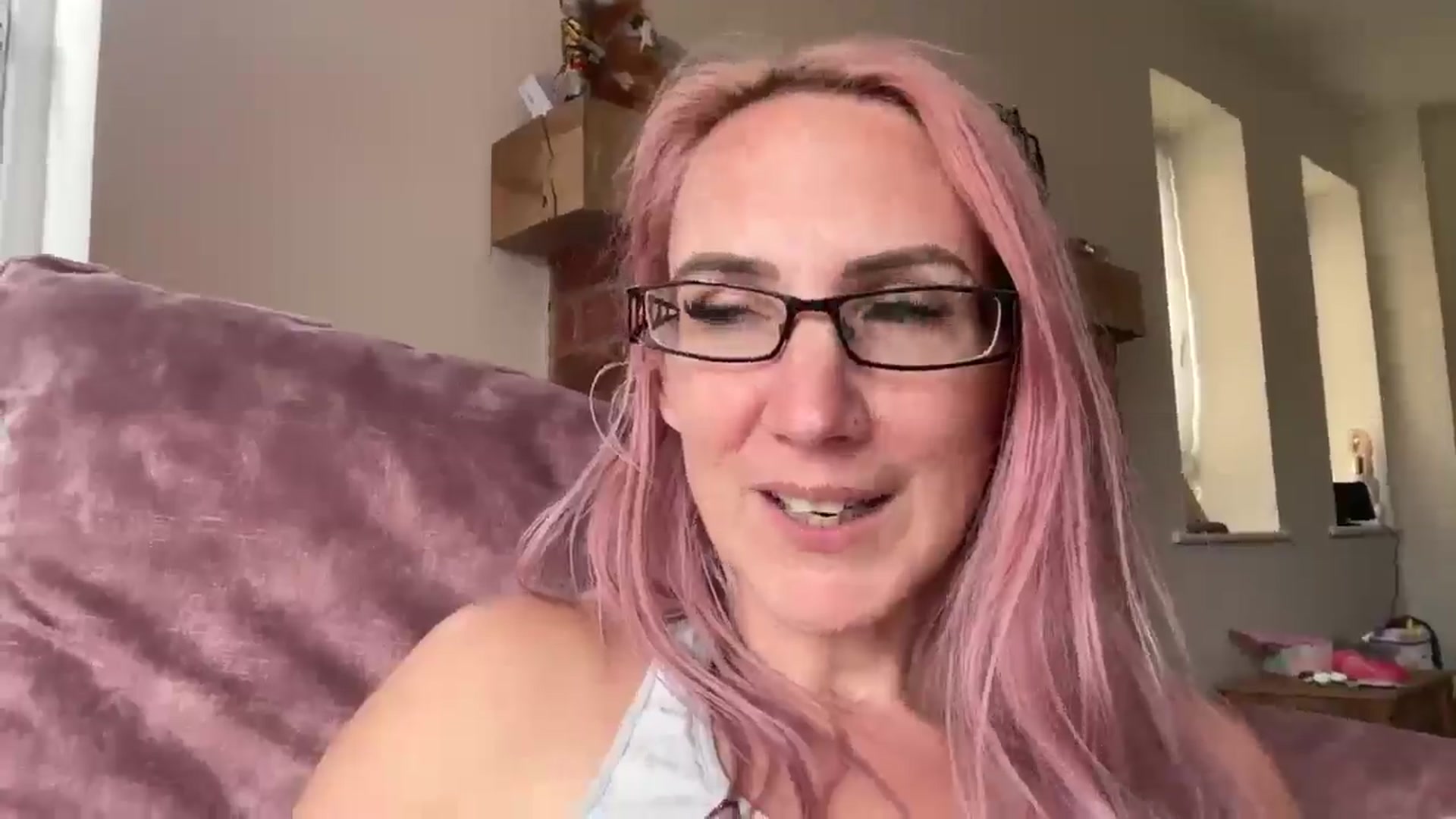 Gallery image thumbnail from Bellanoirxx's myfreecams stream on, 09/29/2025, 14:06 image 20 of 20