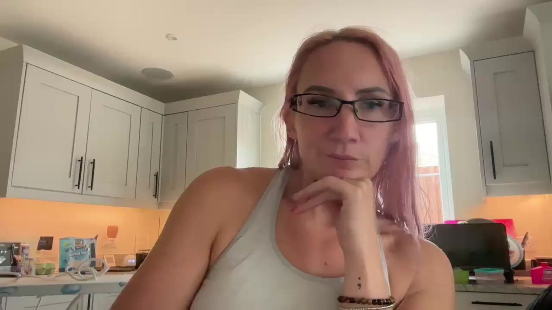 Gallery image thumbnail from Bellanoirxx's myfreecams stream on, 09/29/2025, 14:06 image 4 of 20