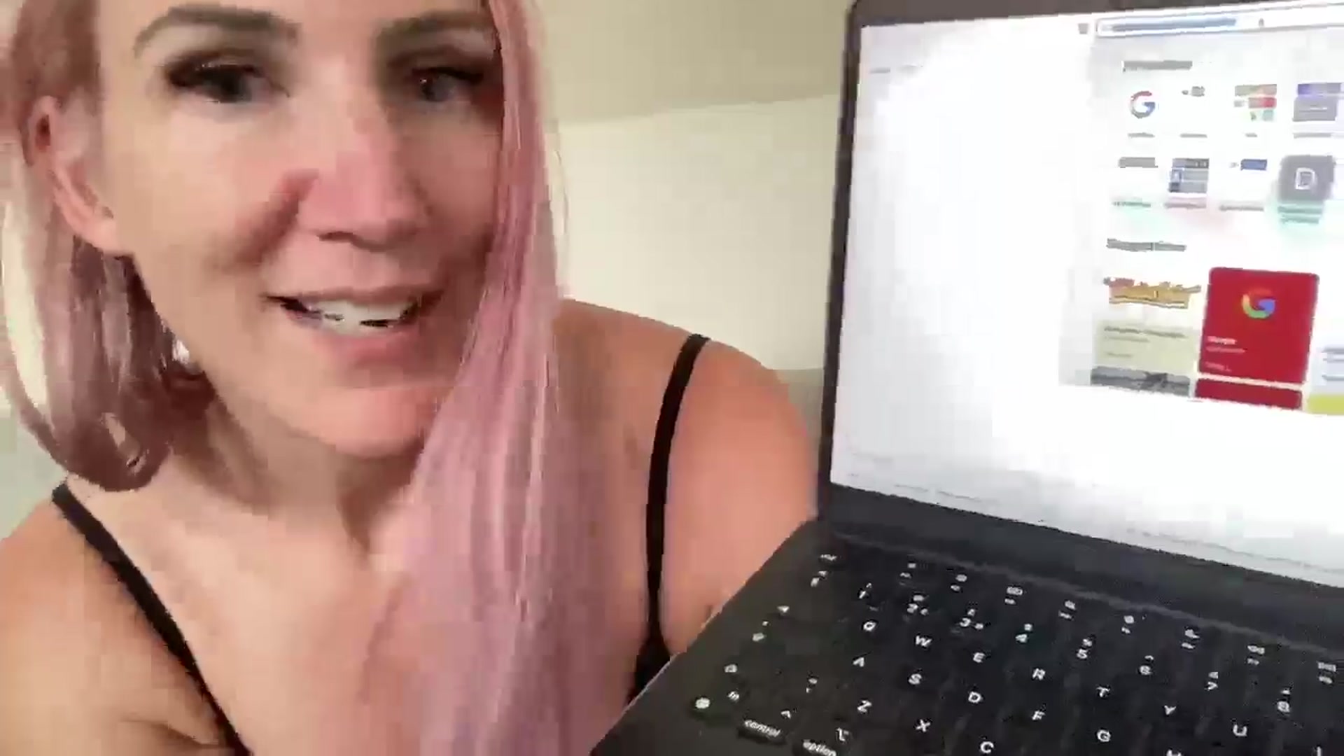 Gallery image thumbnail from Bellanoirxx's myfreecams stream on, 09/30/2025, 12:30 image 13 of 20