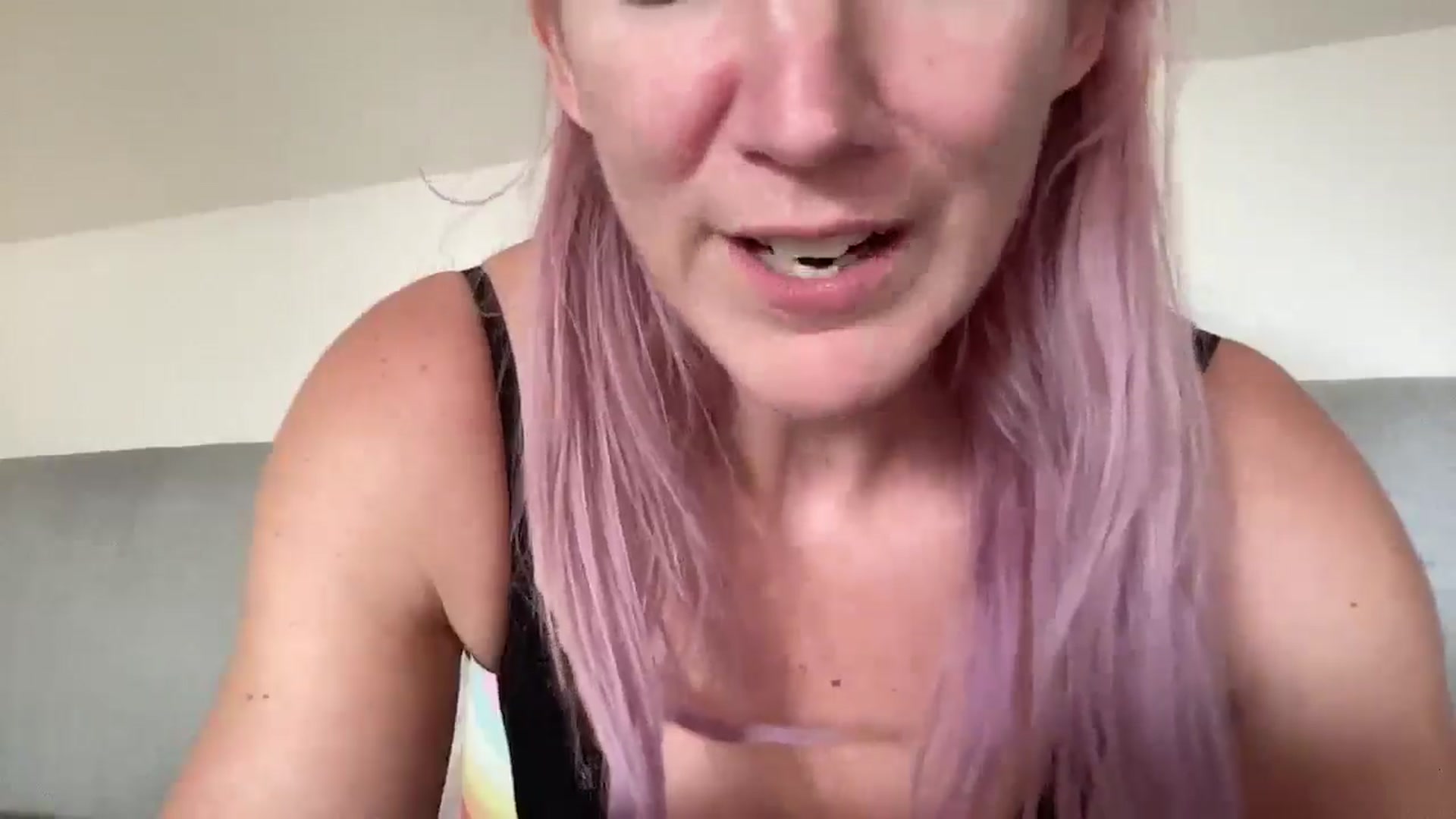 Gallery image thumbnail from Bellanoirxx's myfreecams stream on, 09/30/2025, 13:27 image 3 of 20