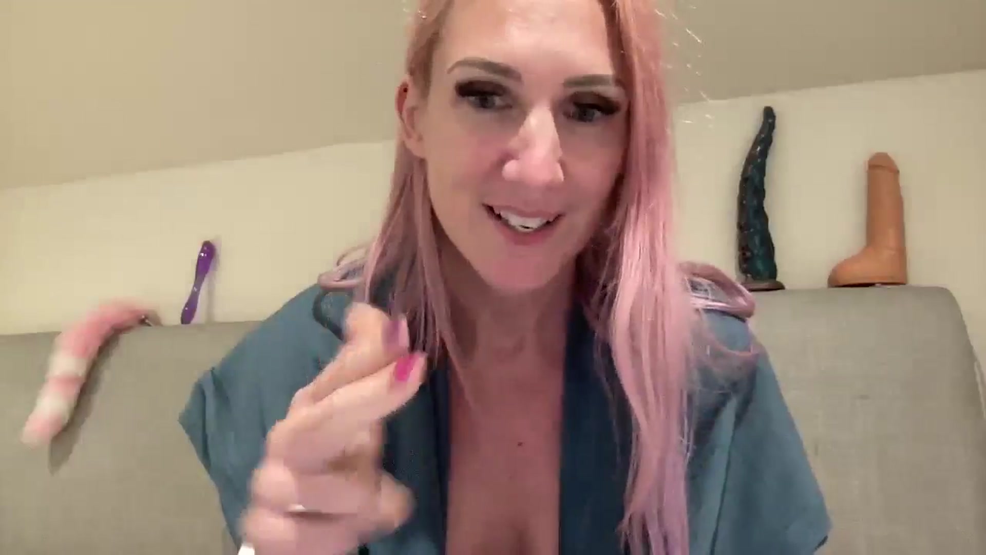 Gallery image thumbnail from Bellanoirxx's myfreecams stream on, 09/30/2025, 23:43 image 3 of 20