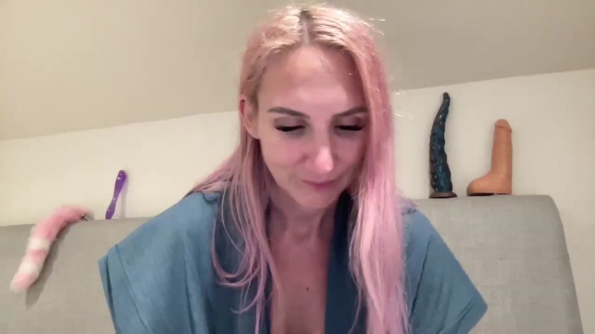 Gallery image thumbnail from Bellanoirxx's myfreecams stream on, 09/30/2025, 23:43 image 4 of 20