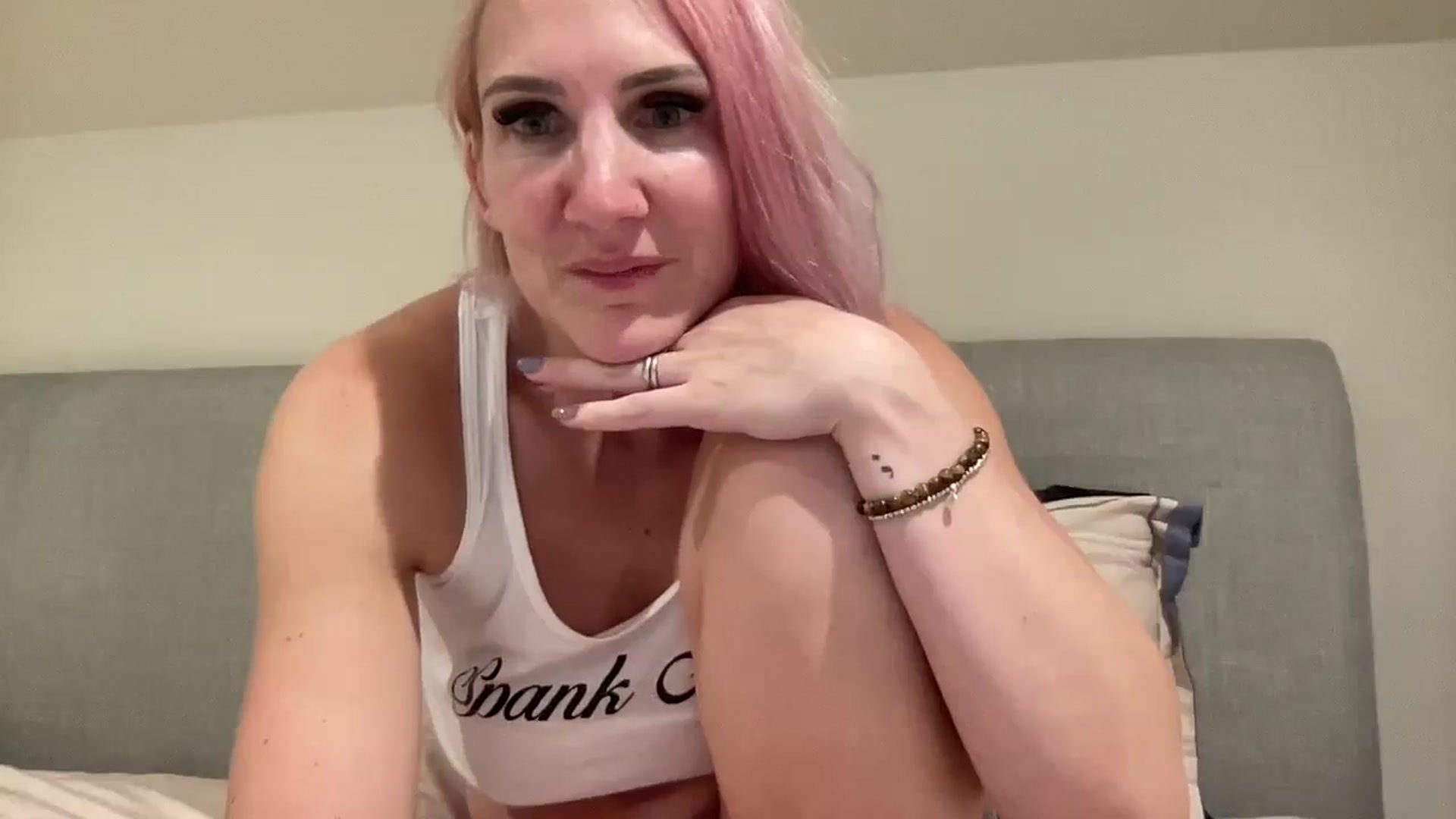Gallery image thumbnail from Bellanoirxx's myfreecams stream on, 10/02/2025, 24:04 image 6 of 20