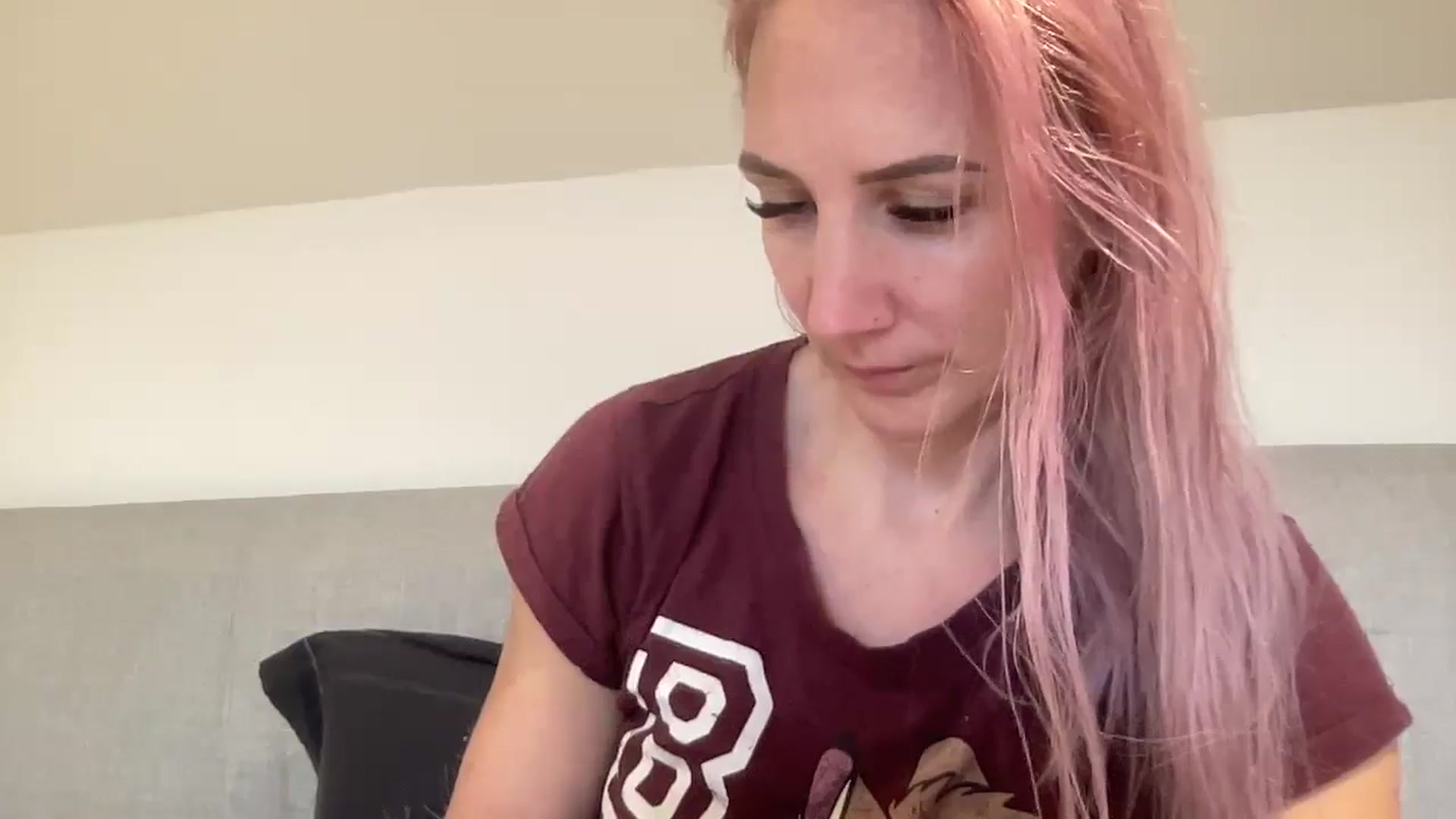 Gallery image thumbnail from Bellanoirxx's myfreecams stream on, 10/04/2025, 11:42 image 10 of 20